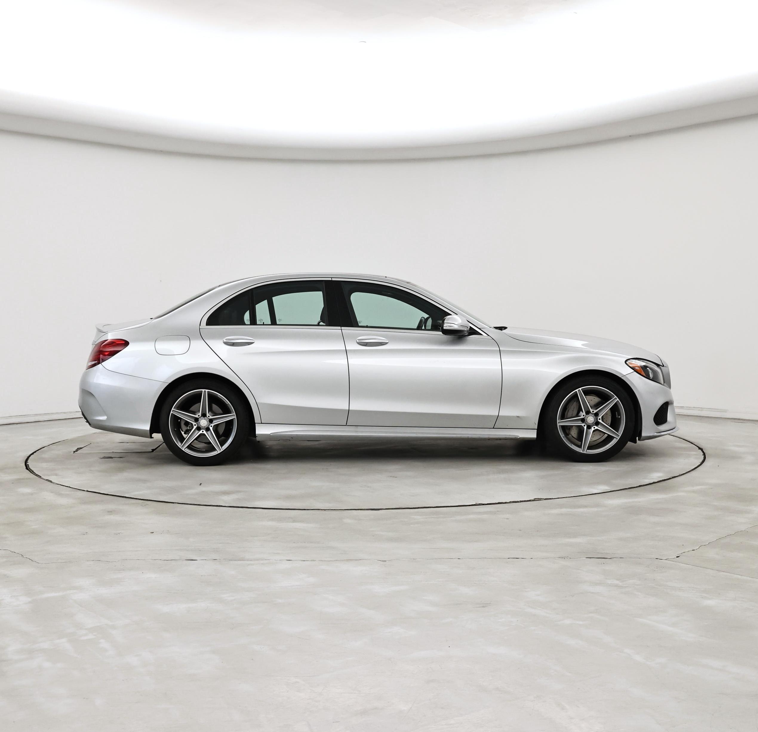 Thumbnail: 2015 Mercedes-Benz C-Class - 7
