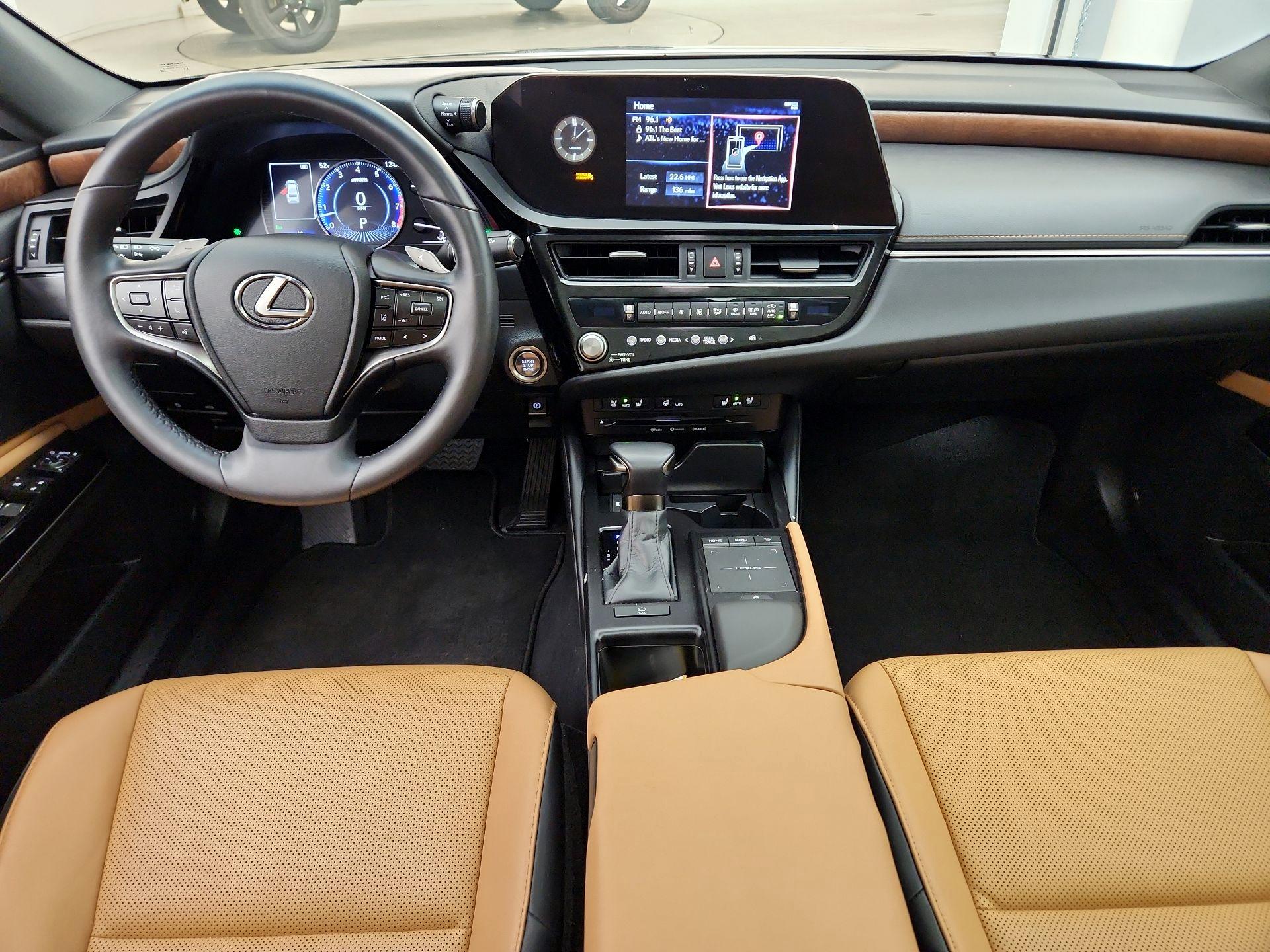 Thumbnail: 2022 Lexus ES - 9