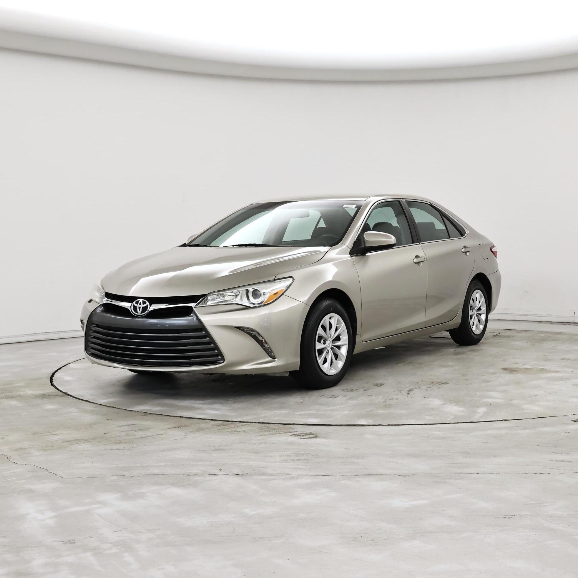 Thumbnail: 2016 Toyota Camry - 4