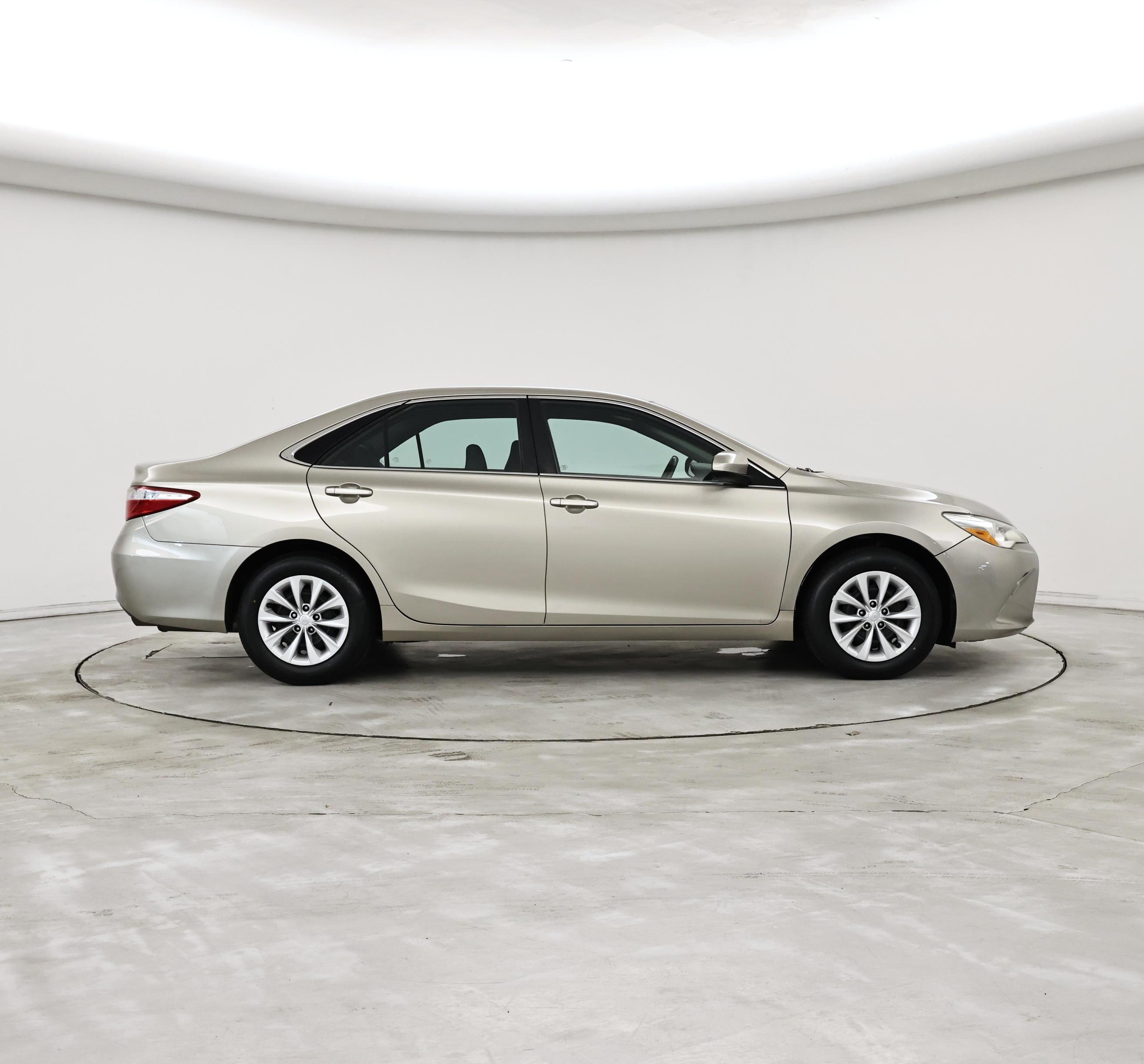 Thumbnail: 2016 Toyota Camry - 7