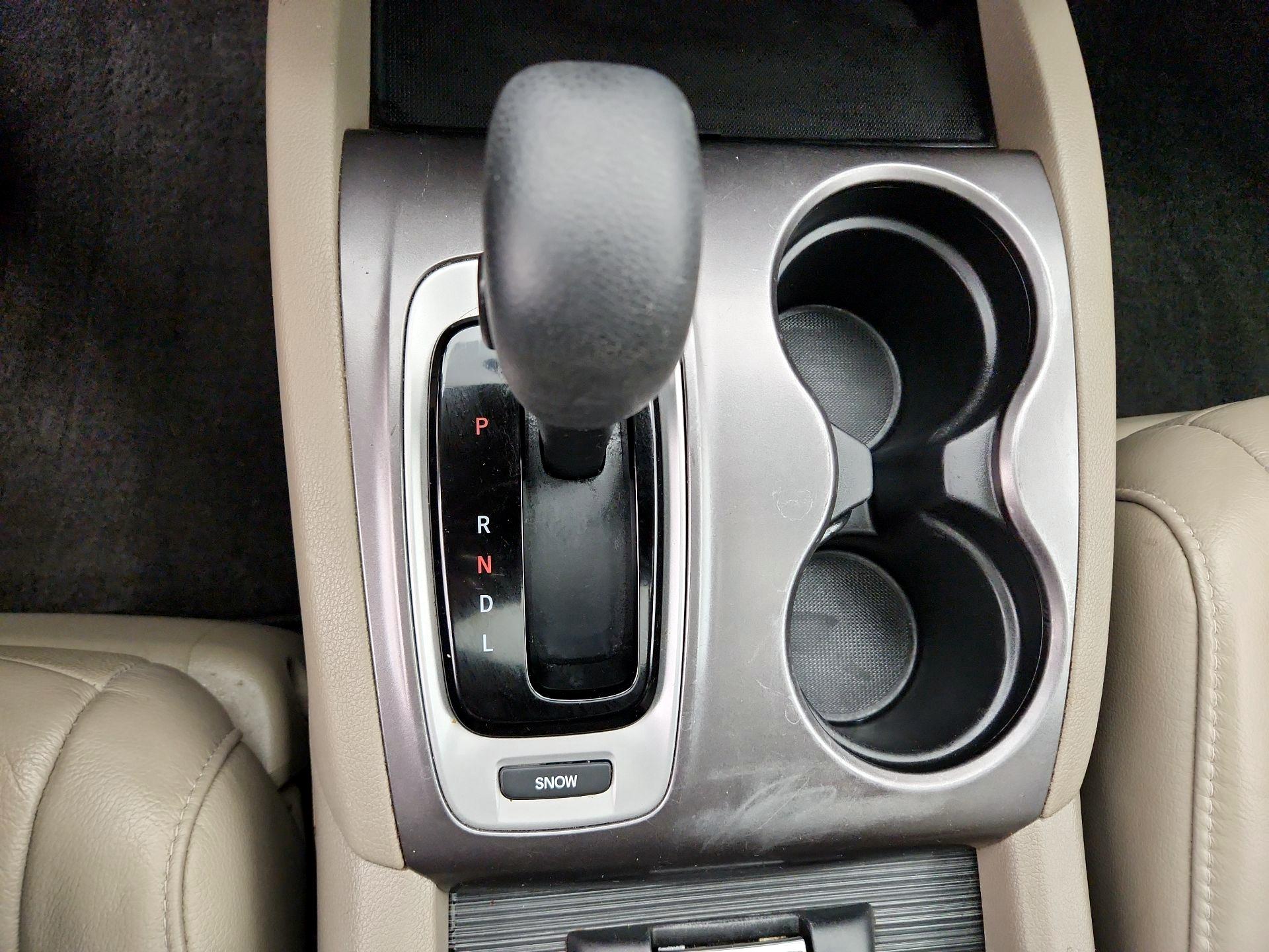 Thumbnail: 2016 Honda Pilot - 17