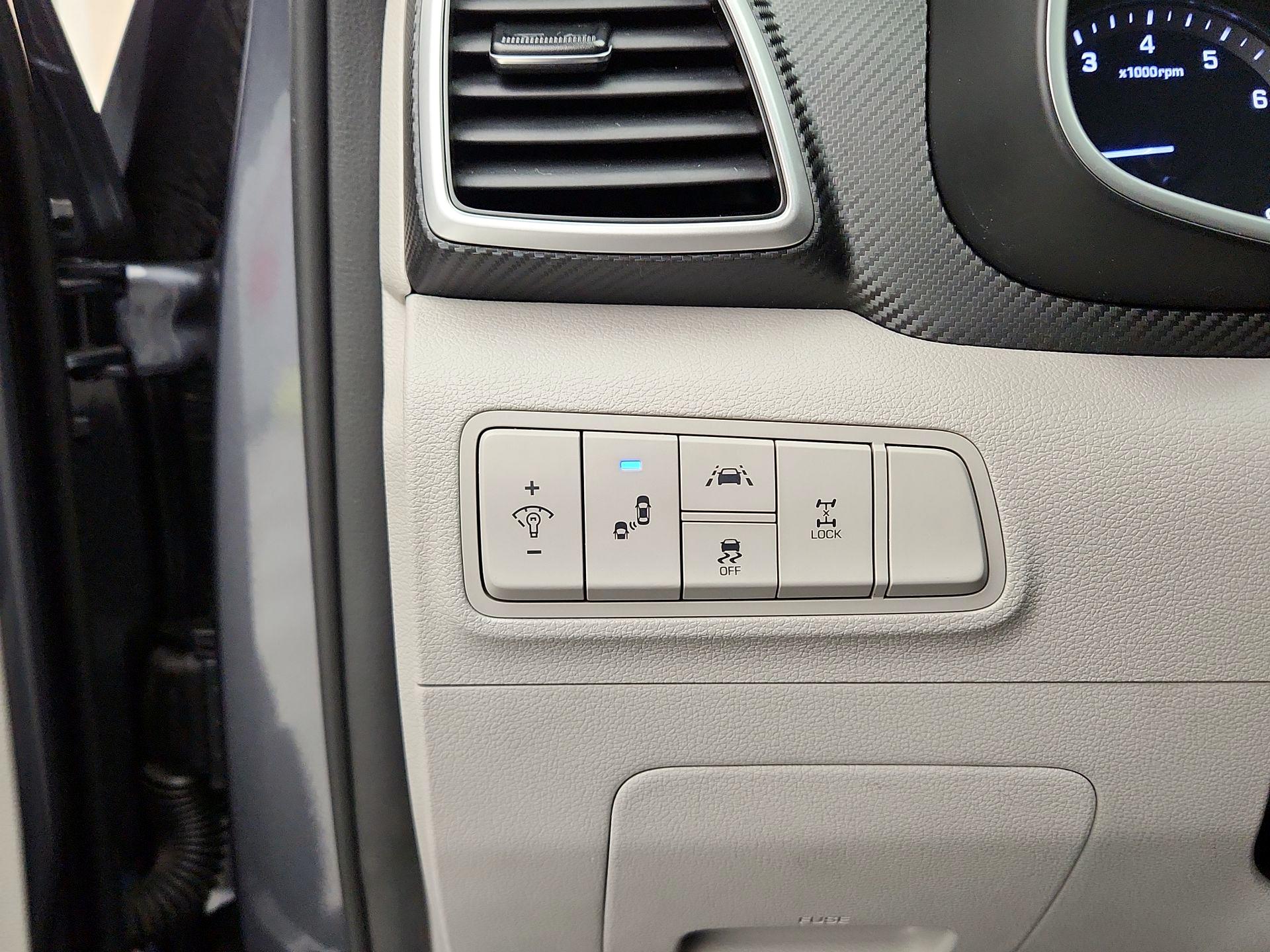 Thumbnail: 2019 Hyundai Tucson - 13