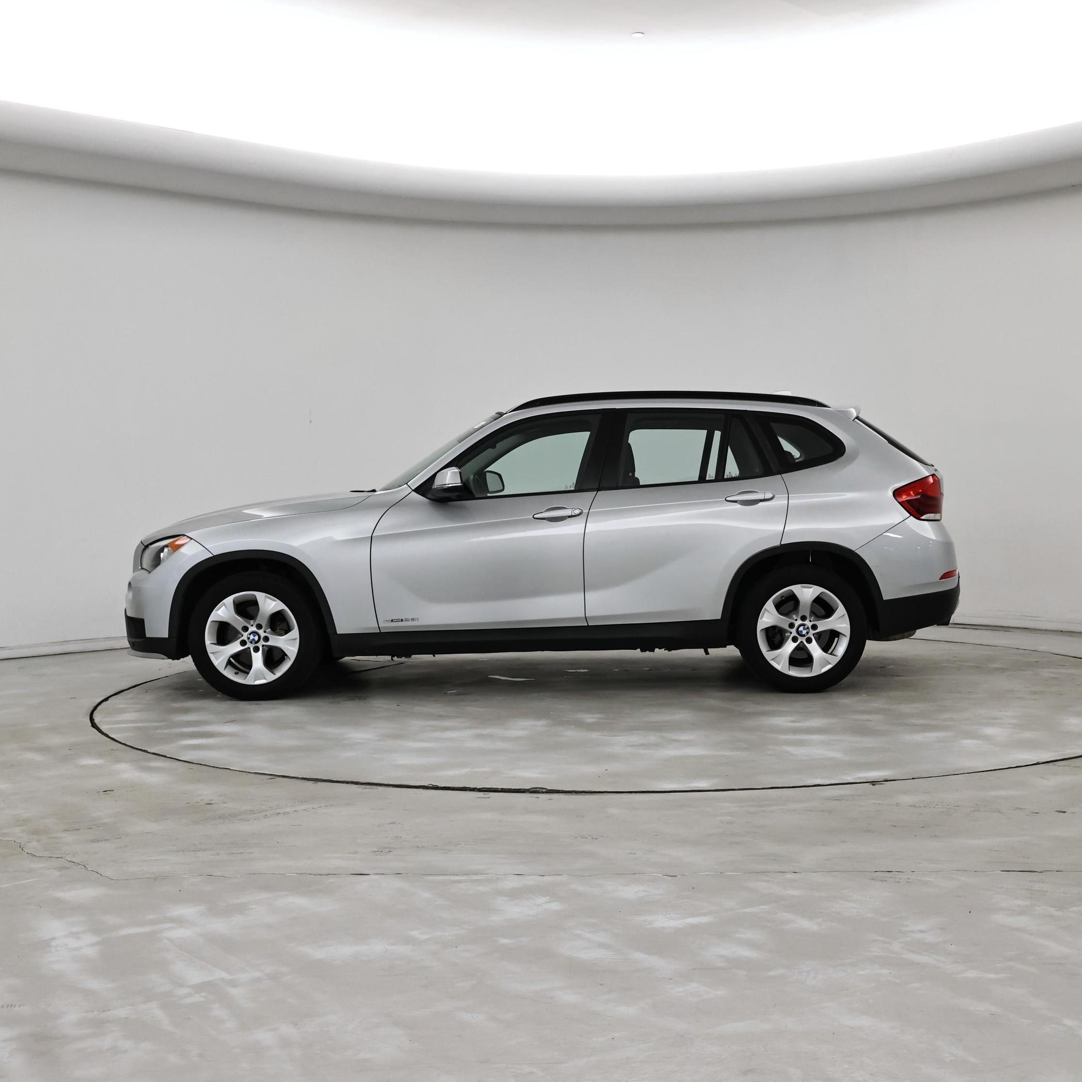 Thumbnail: 2015 BMW X1 - 3