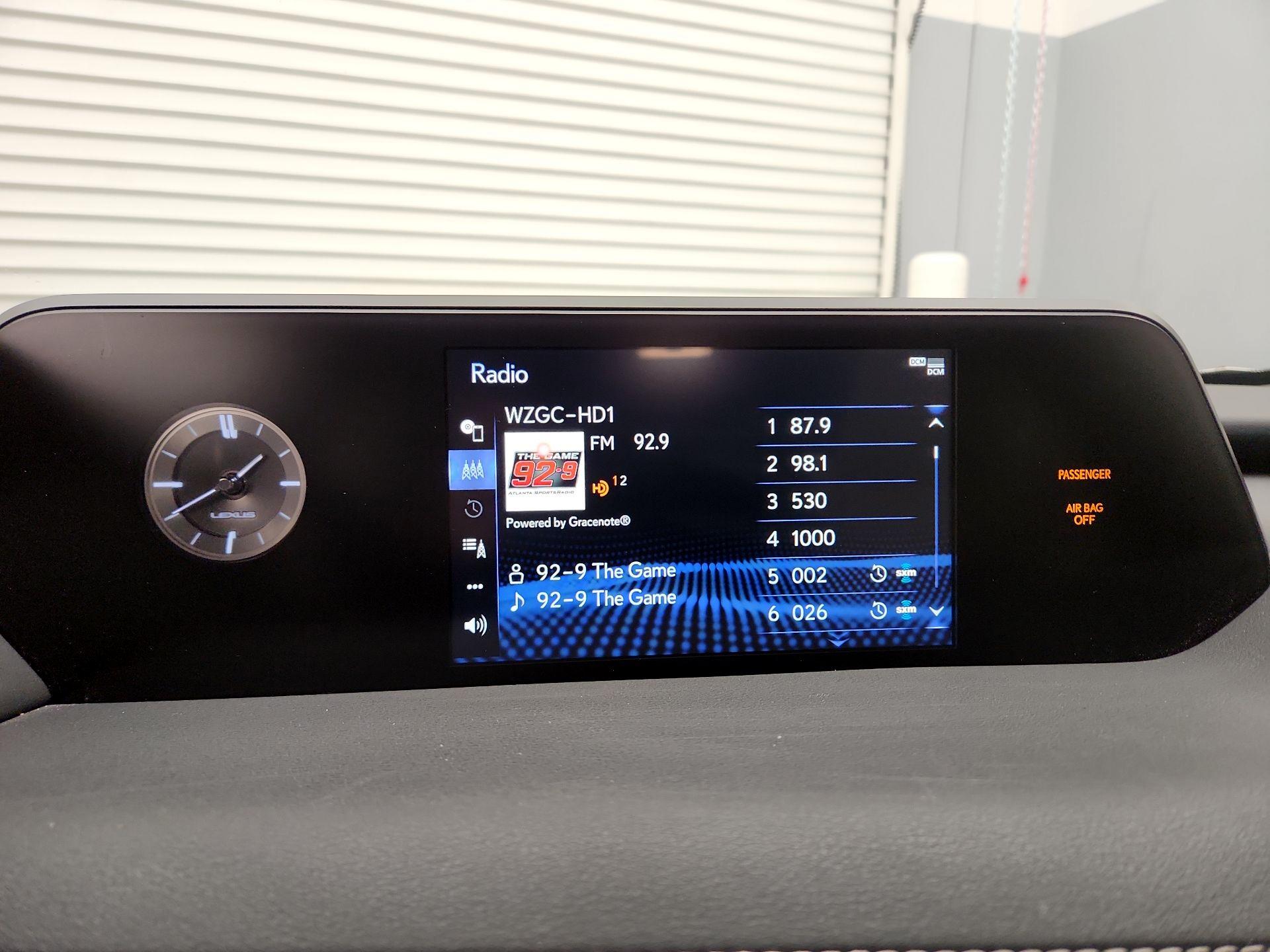 Thumbnail: 2021 Lexus UX - 15