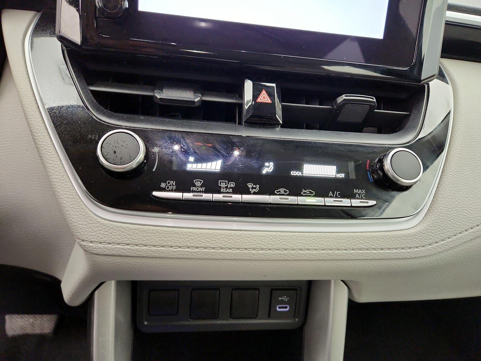 Thumbnail: 2024 Toyota Corolla Cross - 16