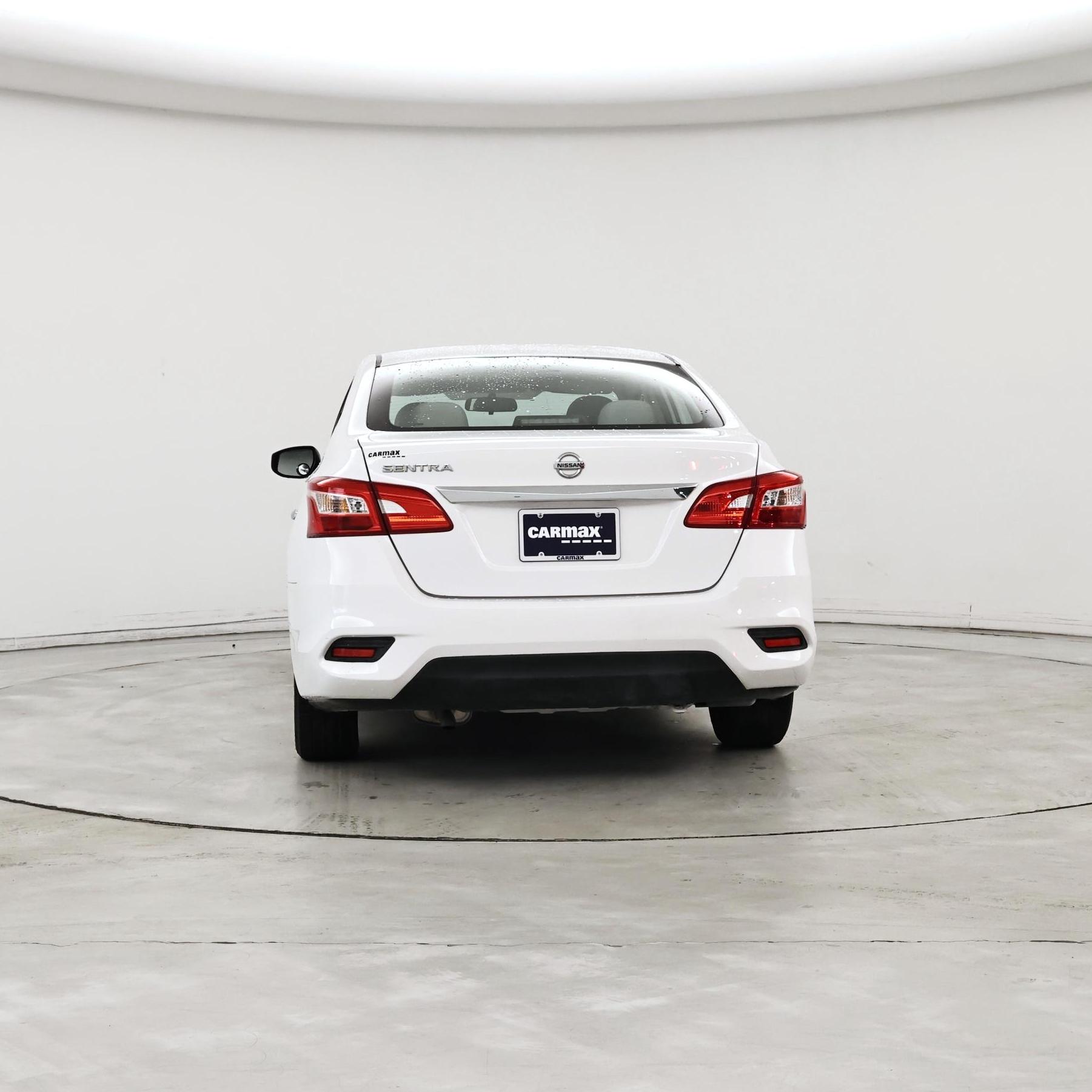 Thumbnail: 2017 Nissan Sentra - 6