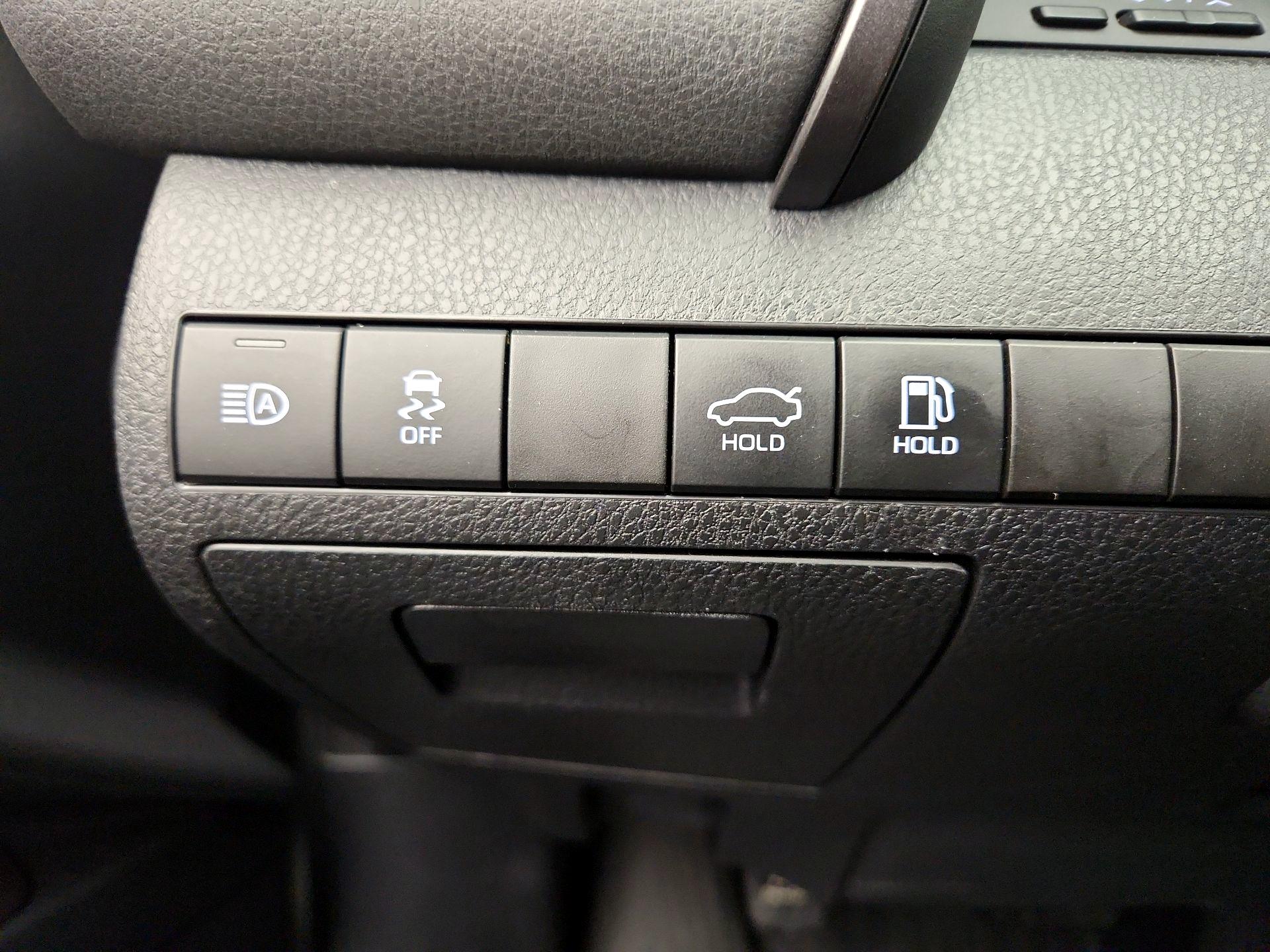 Thumbnail: 2023 Toyota Camry - 13