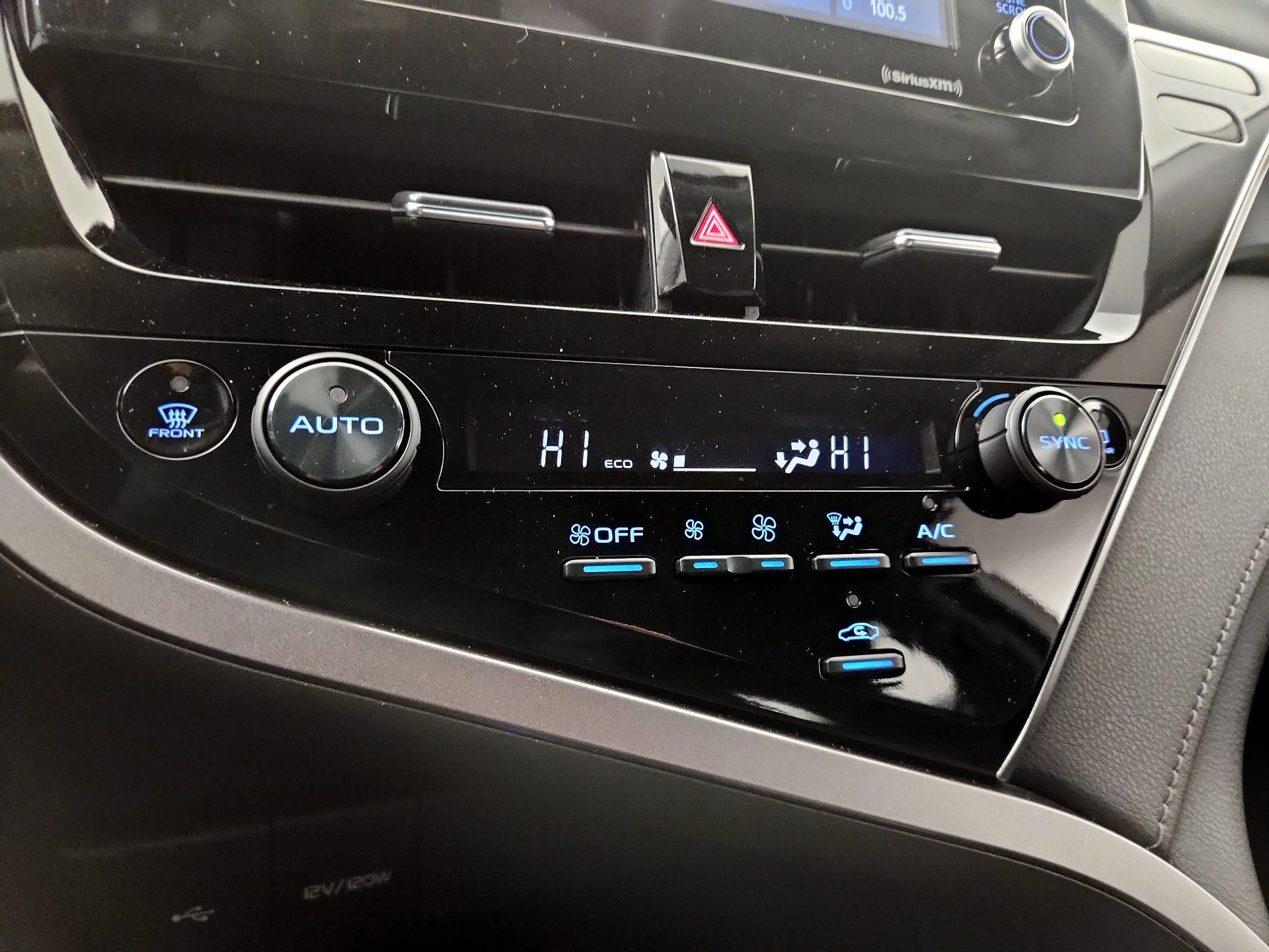 Thumbnail: 2023 Toyota Camry - 16