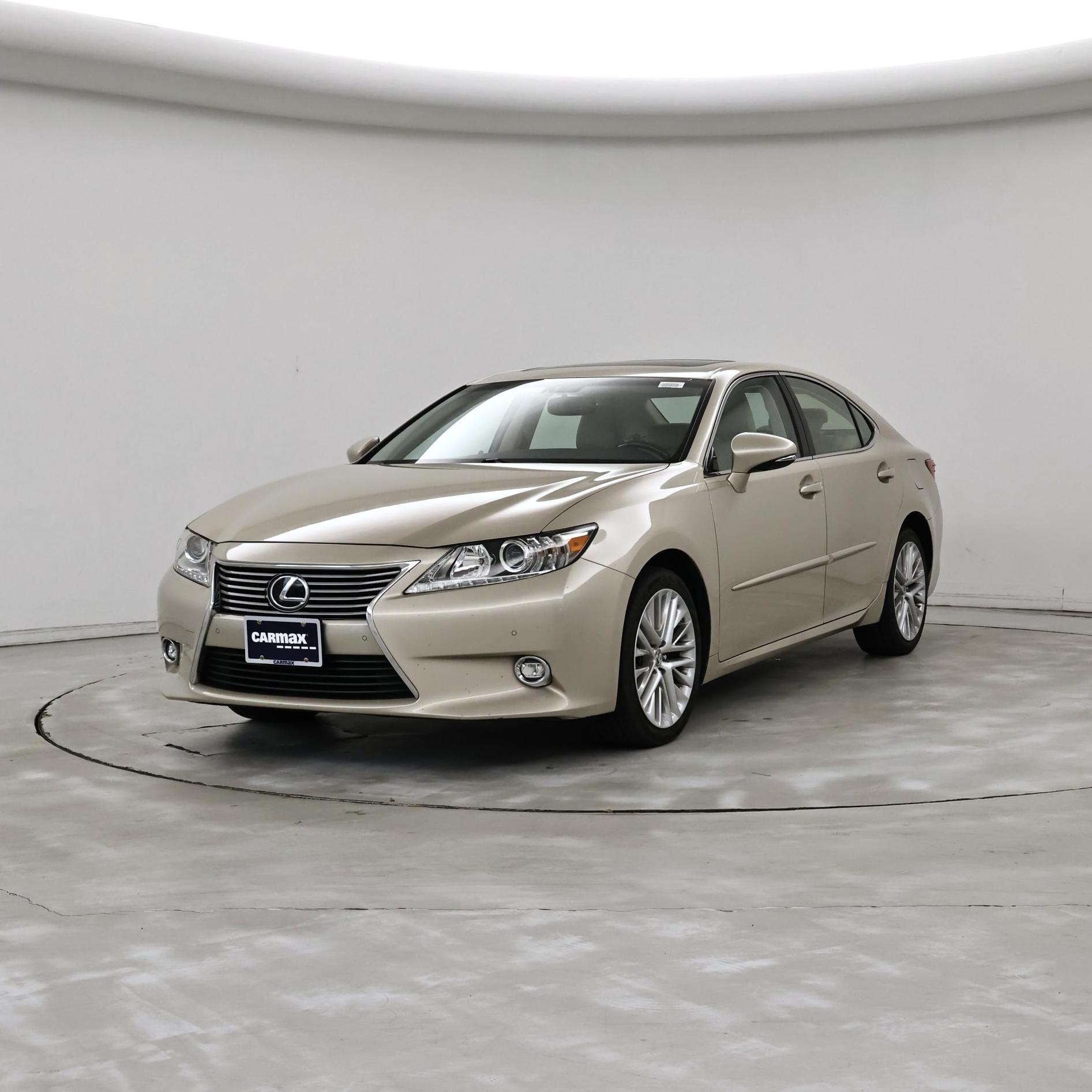 Thumbnail: 2014 Lexus ES - 4