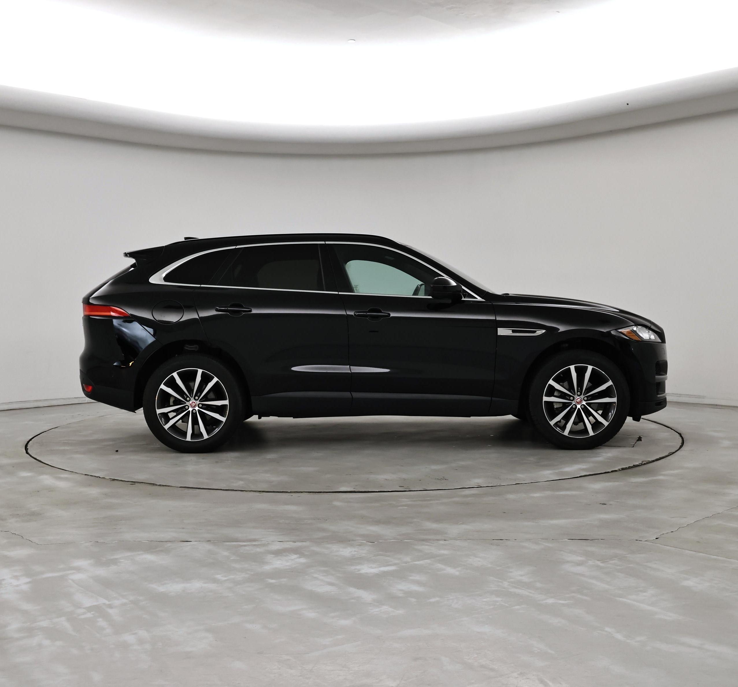 Thumbnail: 2019 Jaguar F-Pace - 7