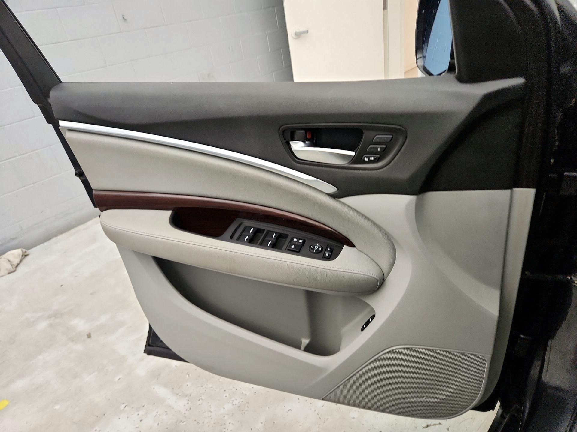 Thumbnail: 2014 Acura MDX - 12