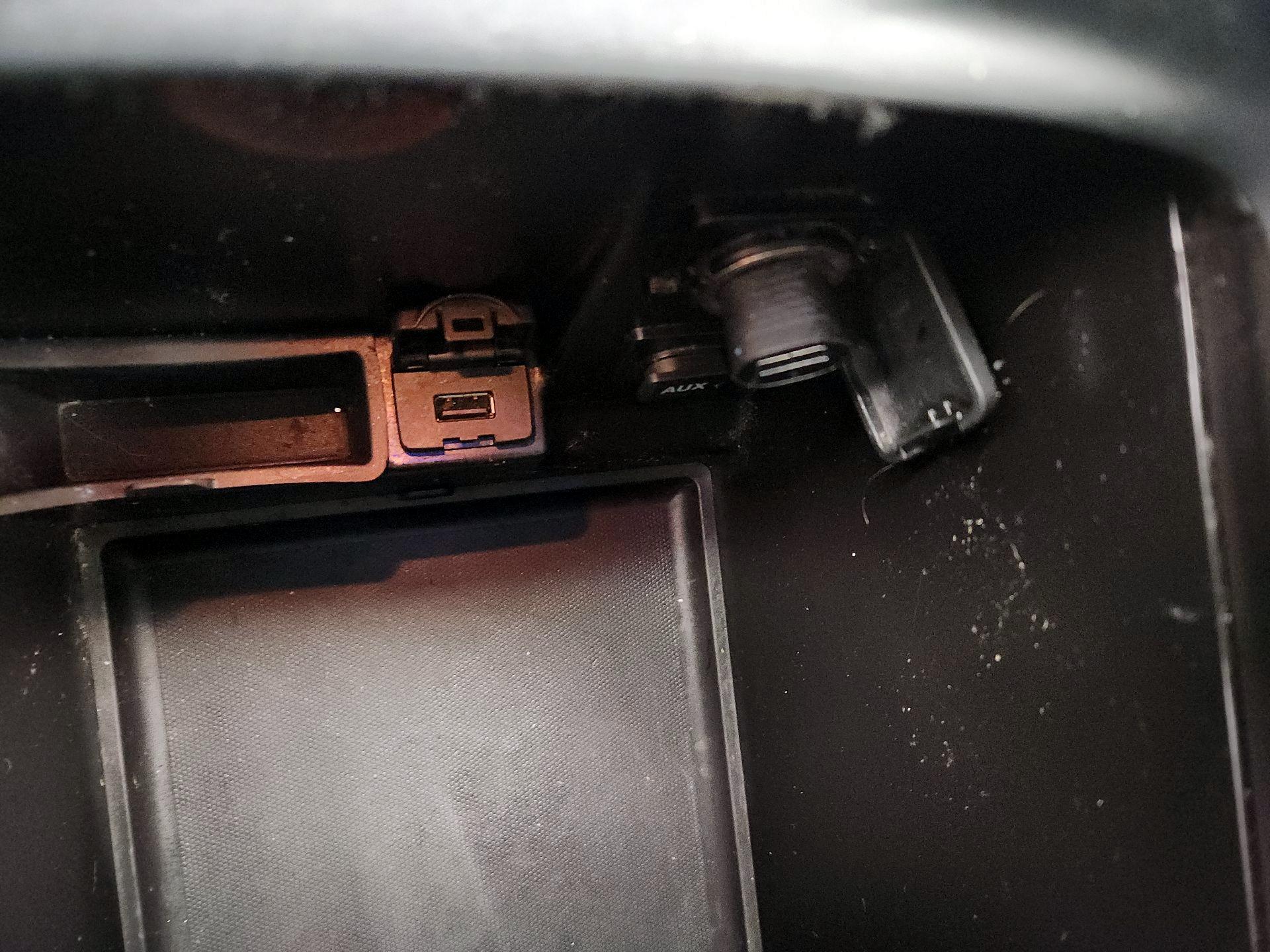 Thumbnail: 2014 Acura MDX - 18