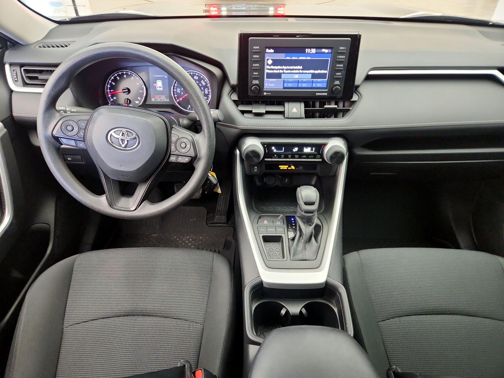 Thumbnail: 2021 Toyota RAV4 - 9