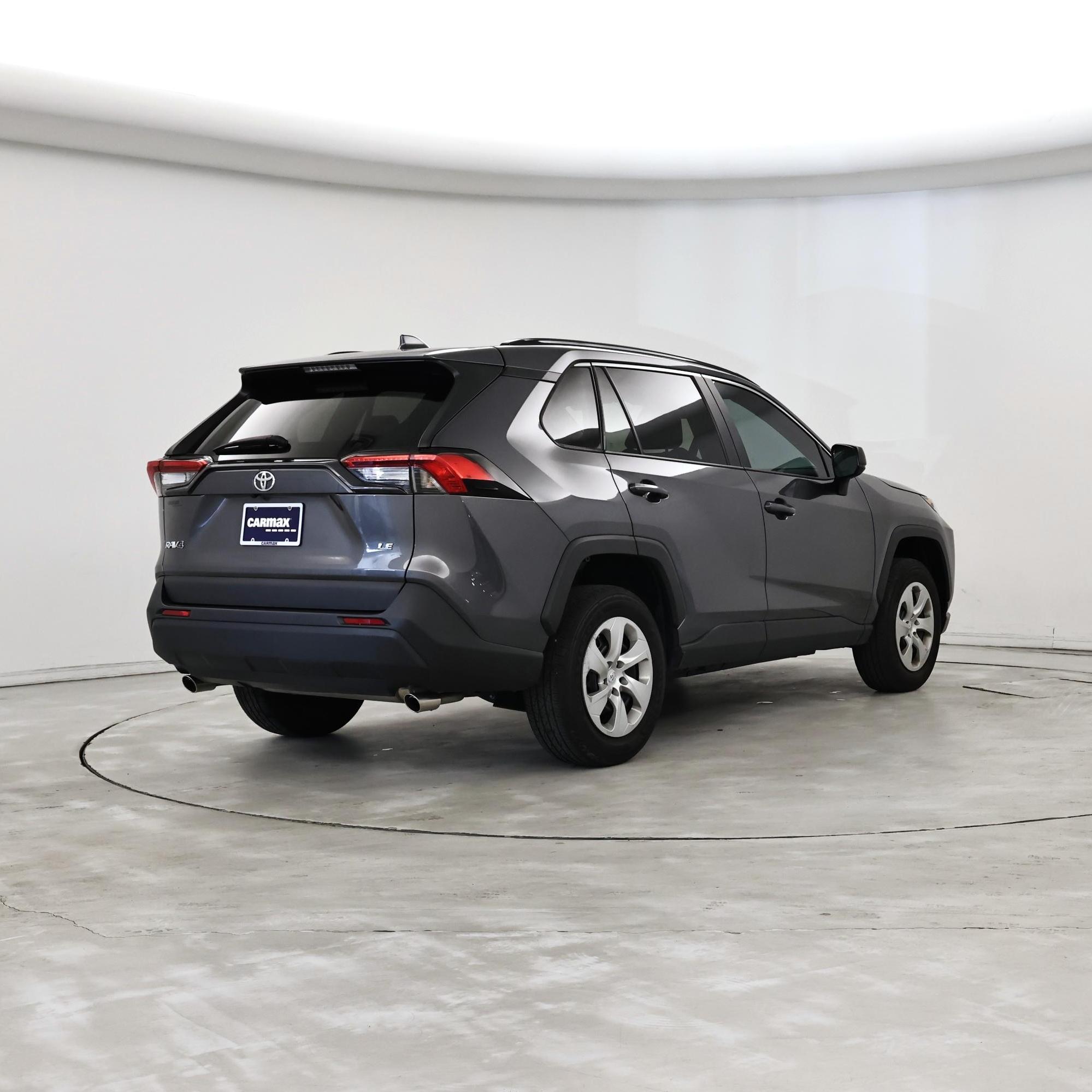 Thumbnail: 2021 Toyota RAV4 - 8