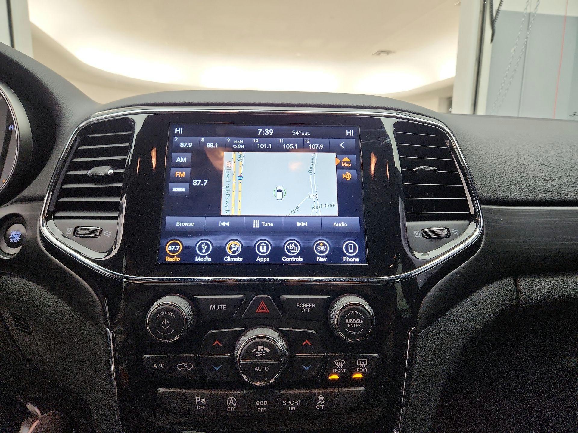 Thumbnail: 2019 Jeep Grand Cherokee - 16