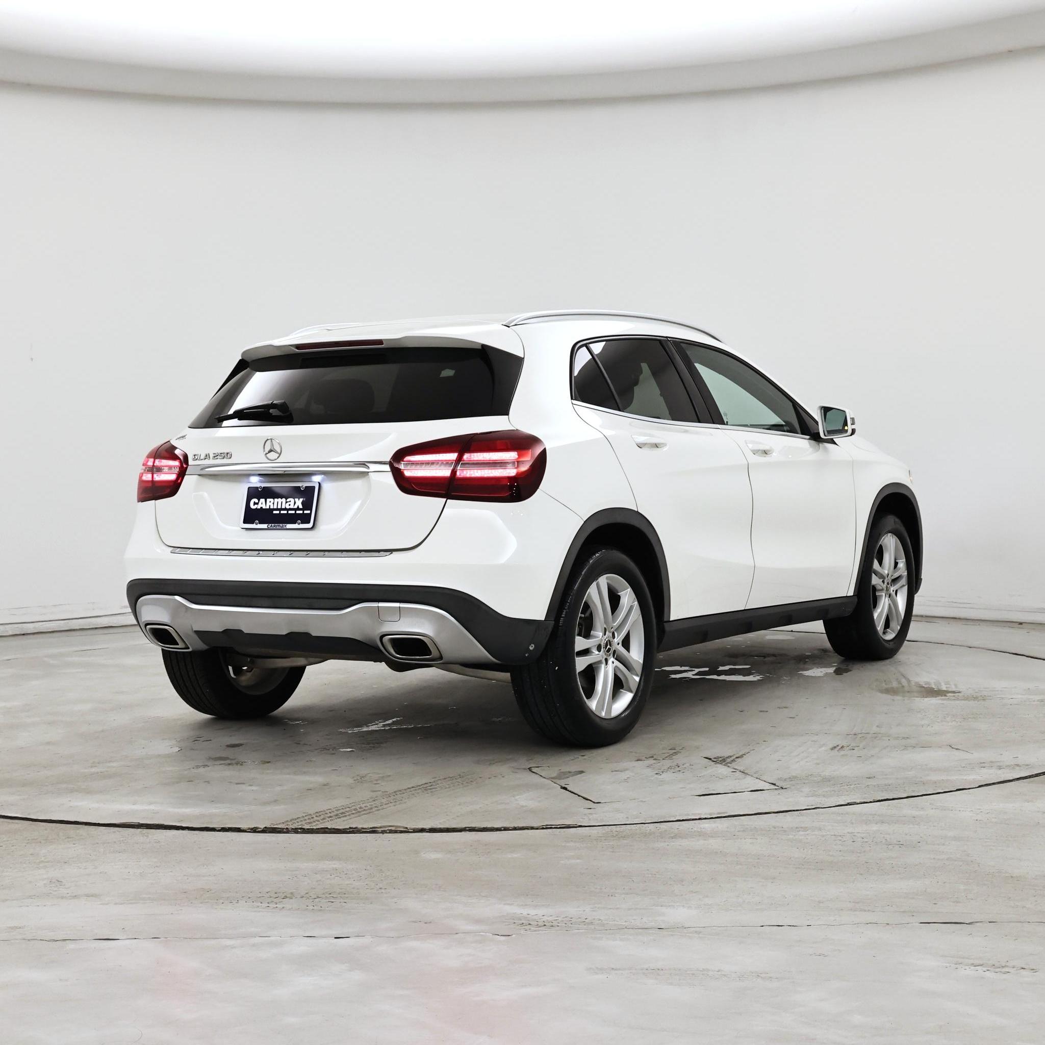 Thumbnail: 2019 Mercedes-Benz GLA - 8