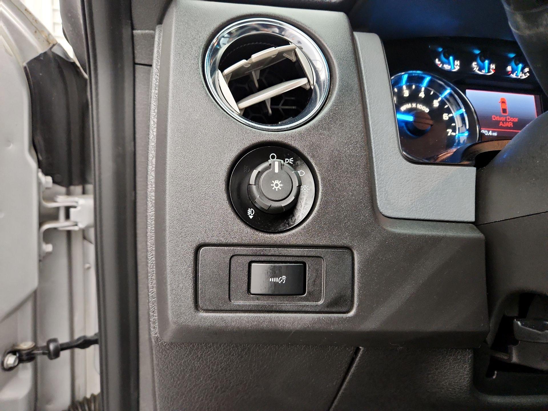 Thumbnail: 2014 Ford F-150 - 13