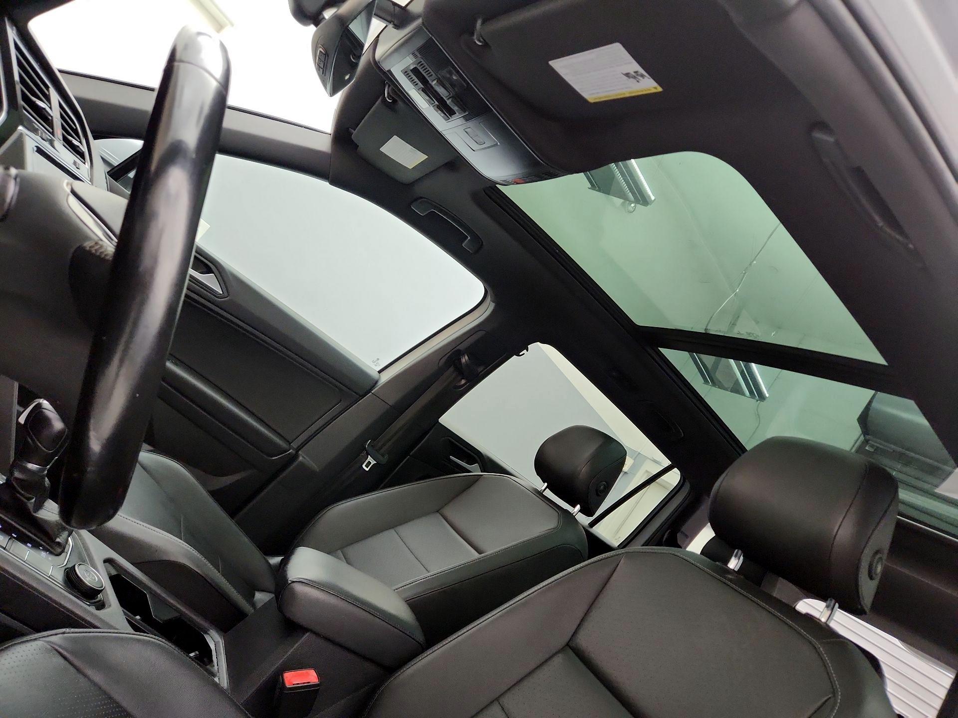 Thumbnail: 2019 Volkswagen Tiguan - 19