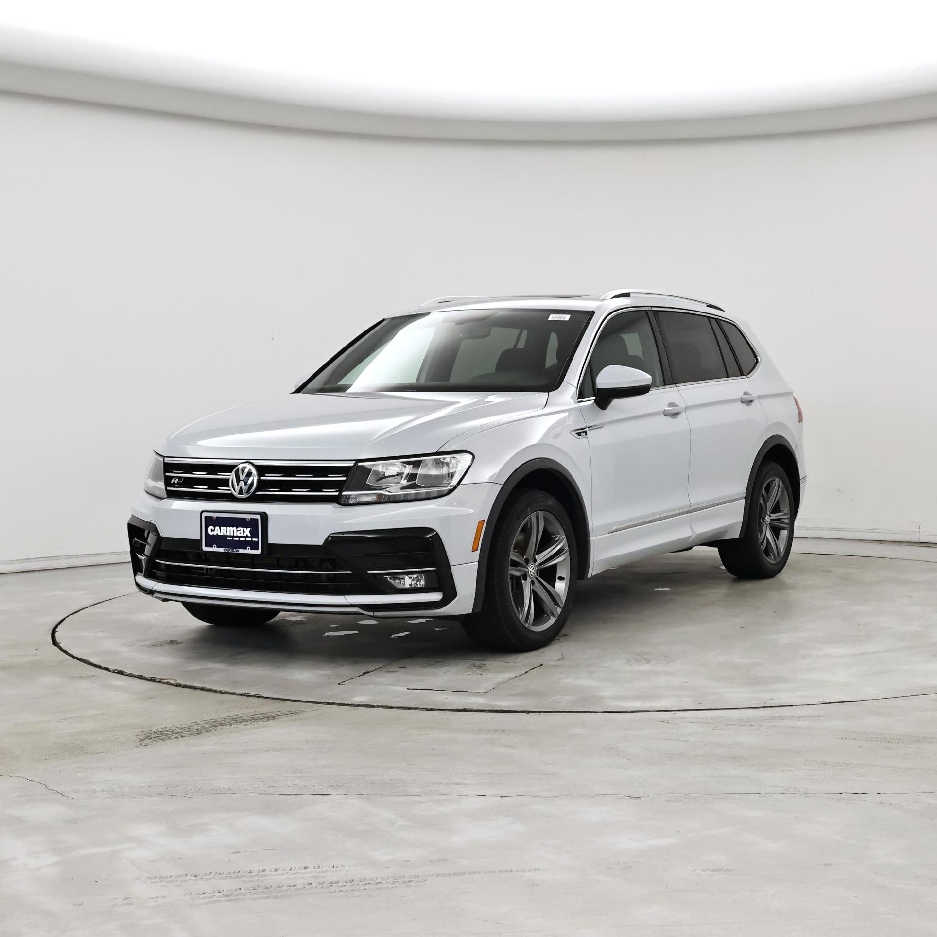 Thumbnail: 2019 Volkswagen Tiguan - 4