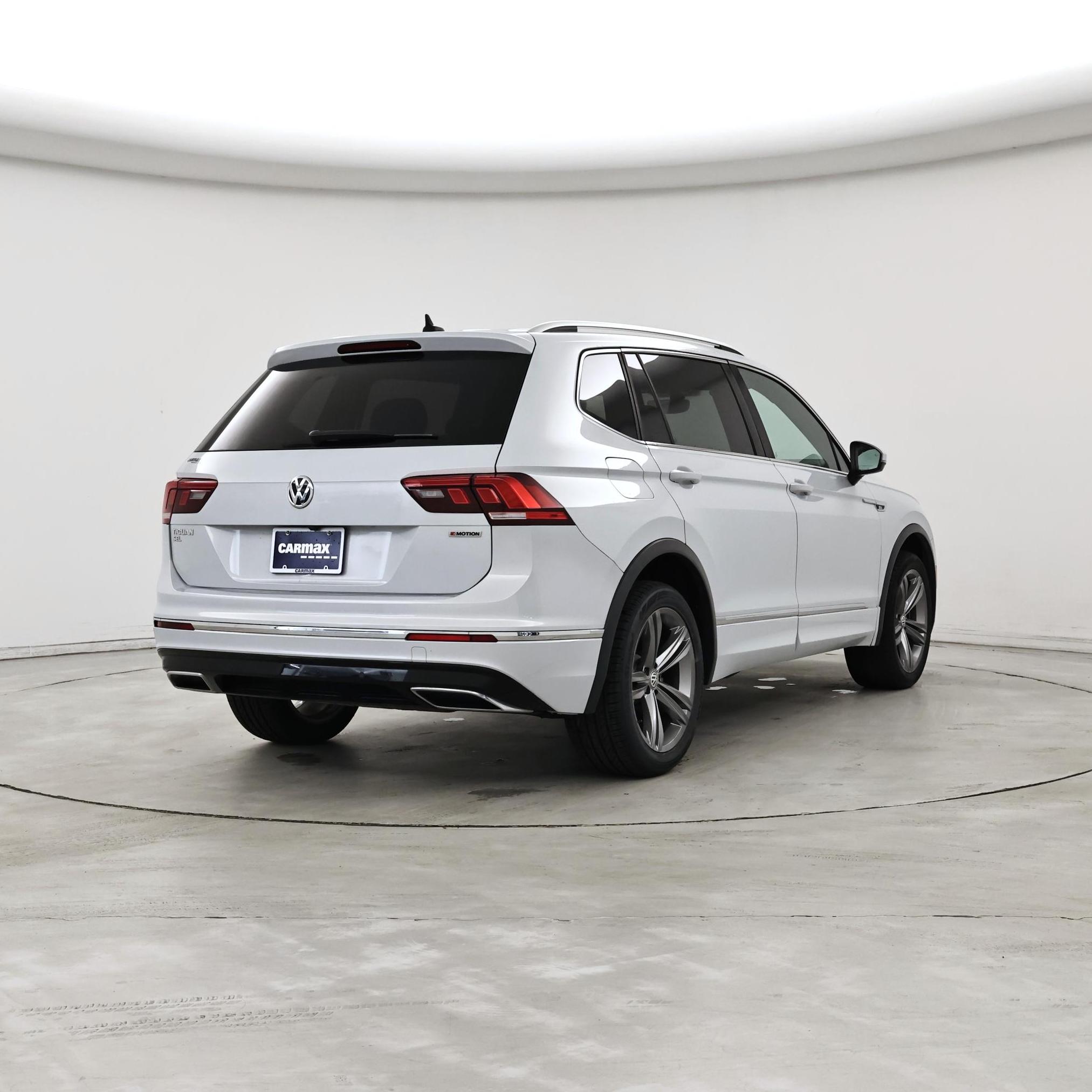 Thumbnail: 2019 Volkswagen Tiguan - 8