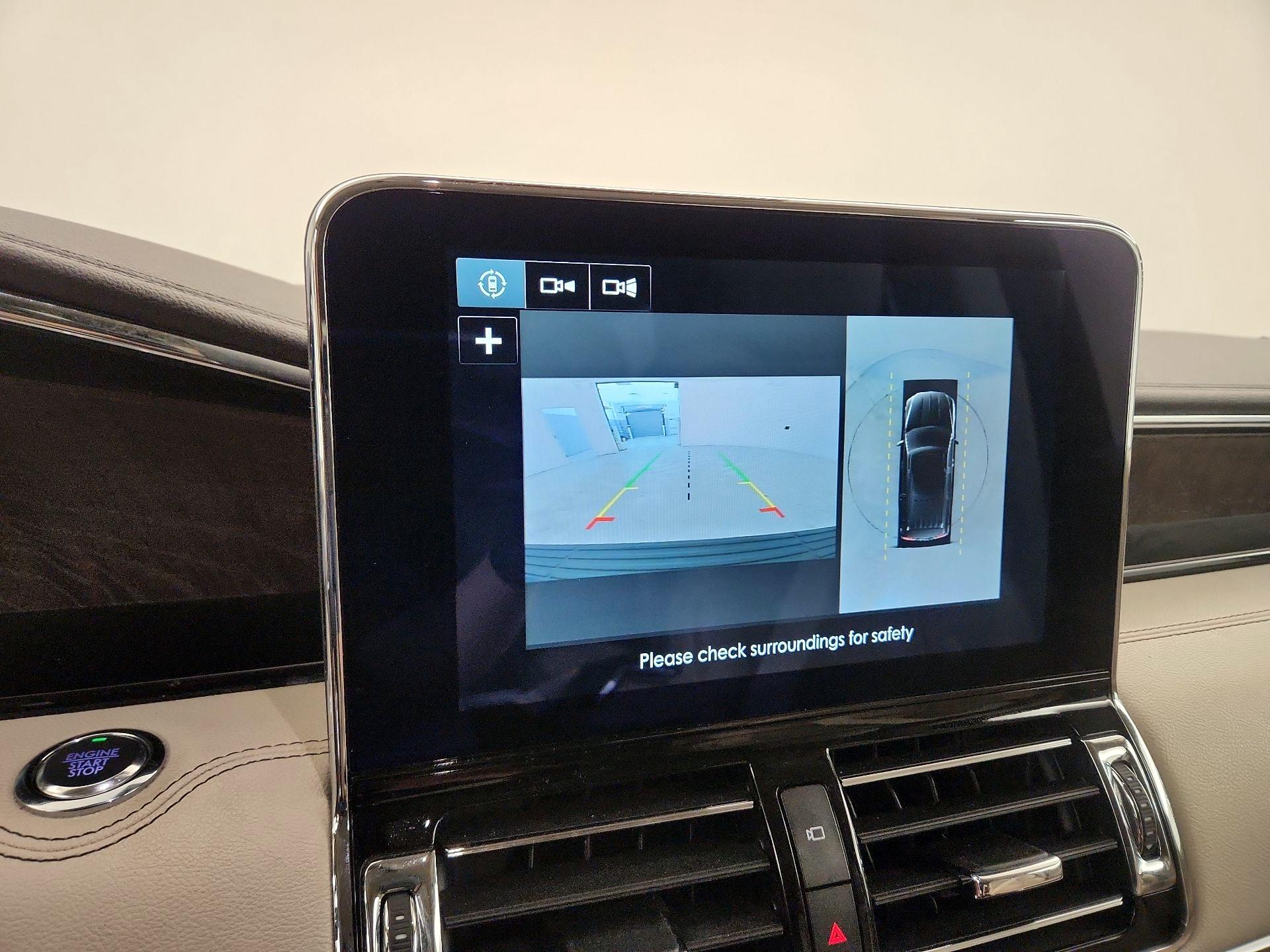 Thumbnail: 2019 Lincoln Navigator - 15