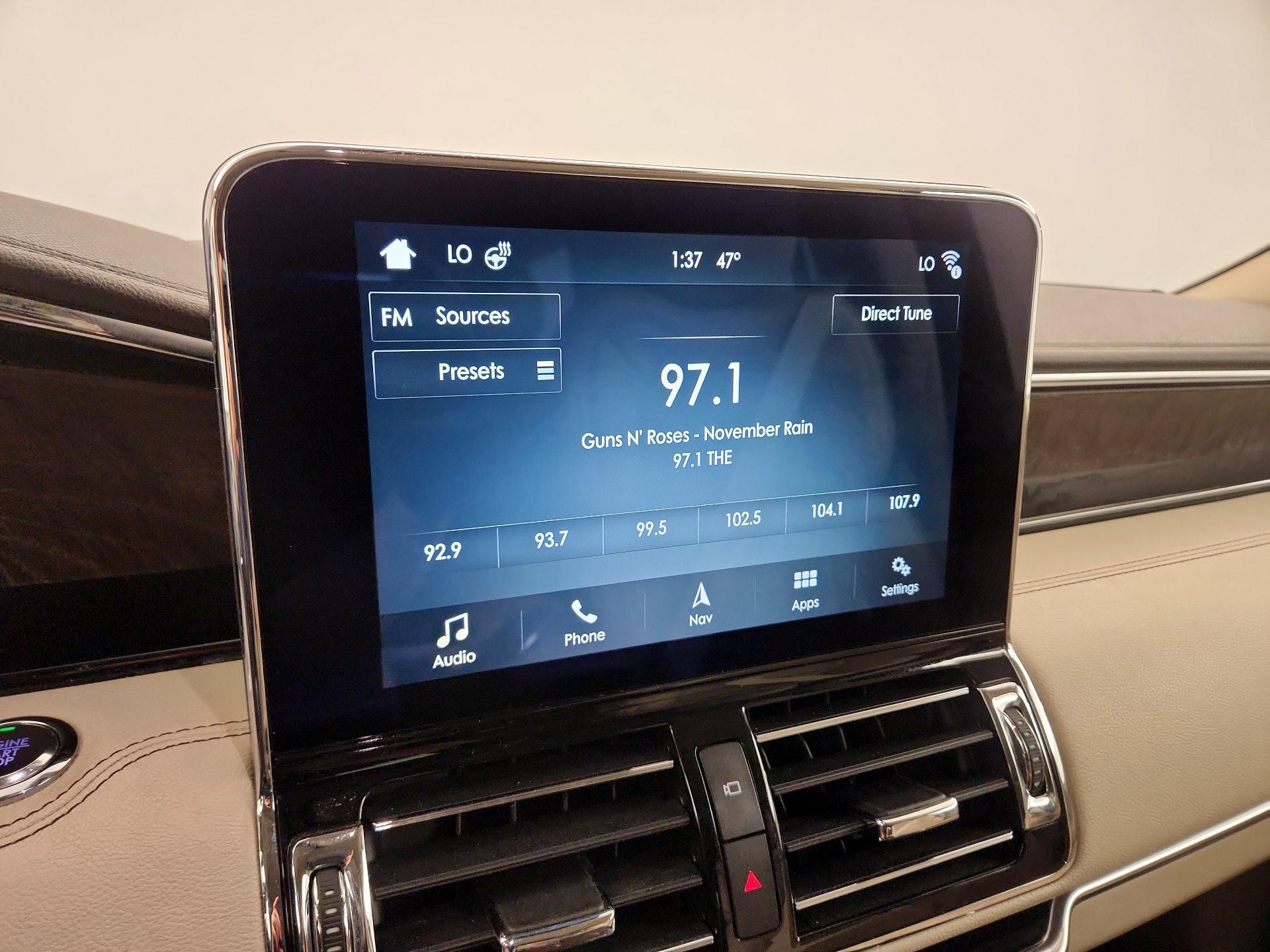 Thumbnail: 2019 Lincoln Navigator - 16