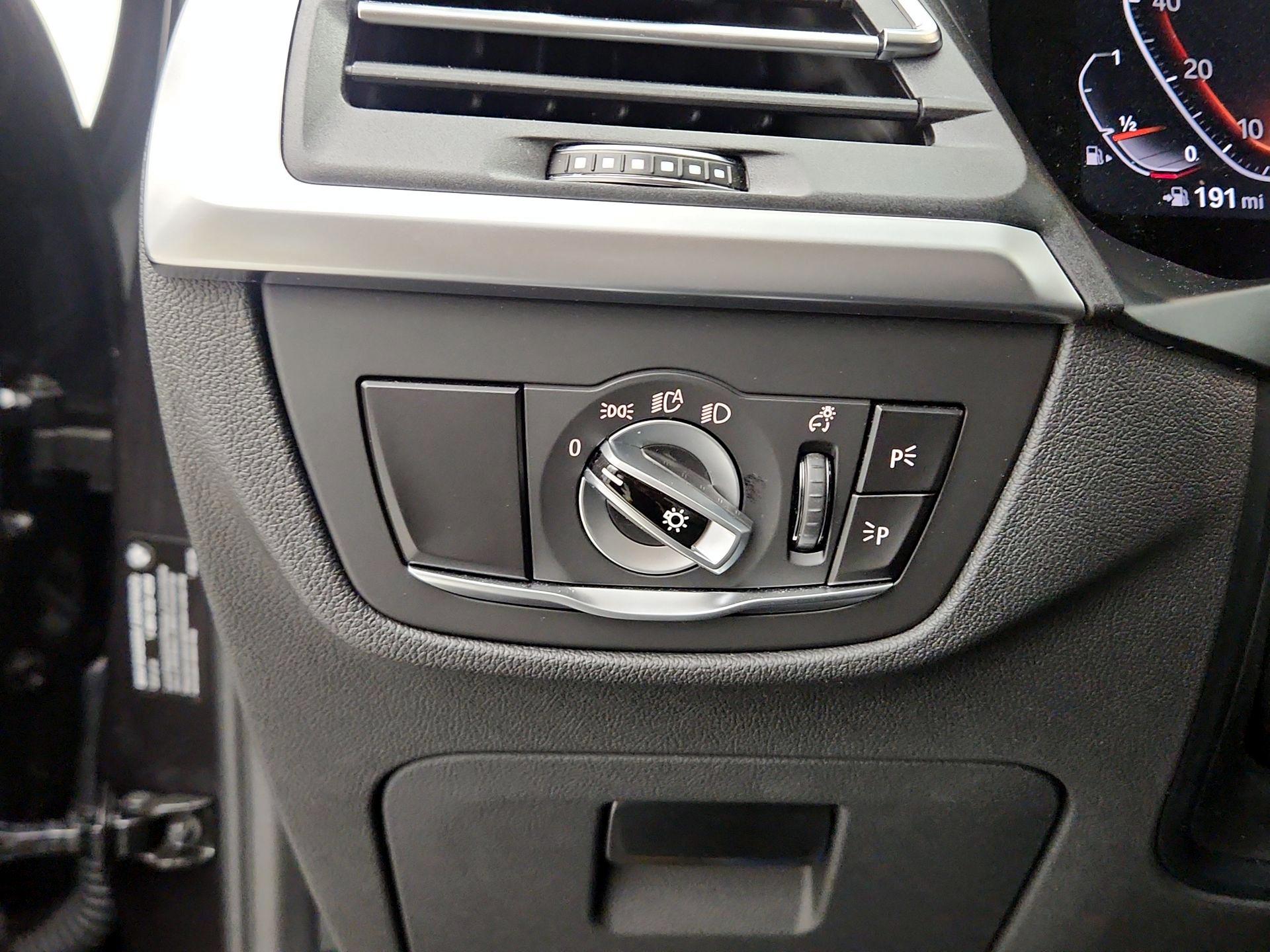 Thumbnail: 2023 BMW X3 - 13