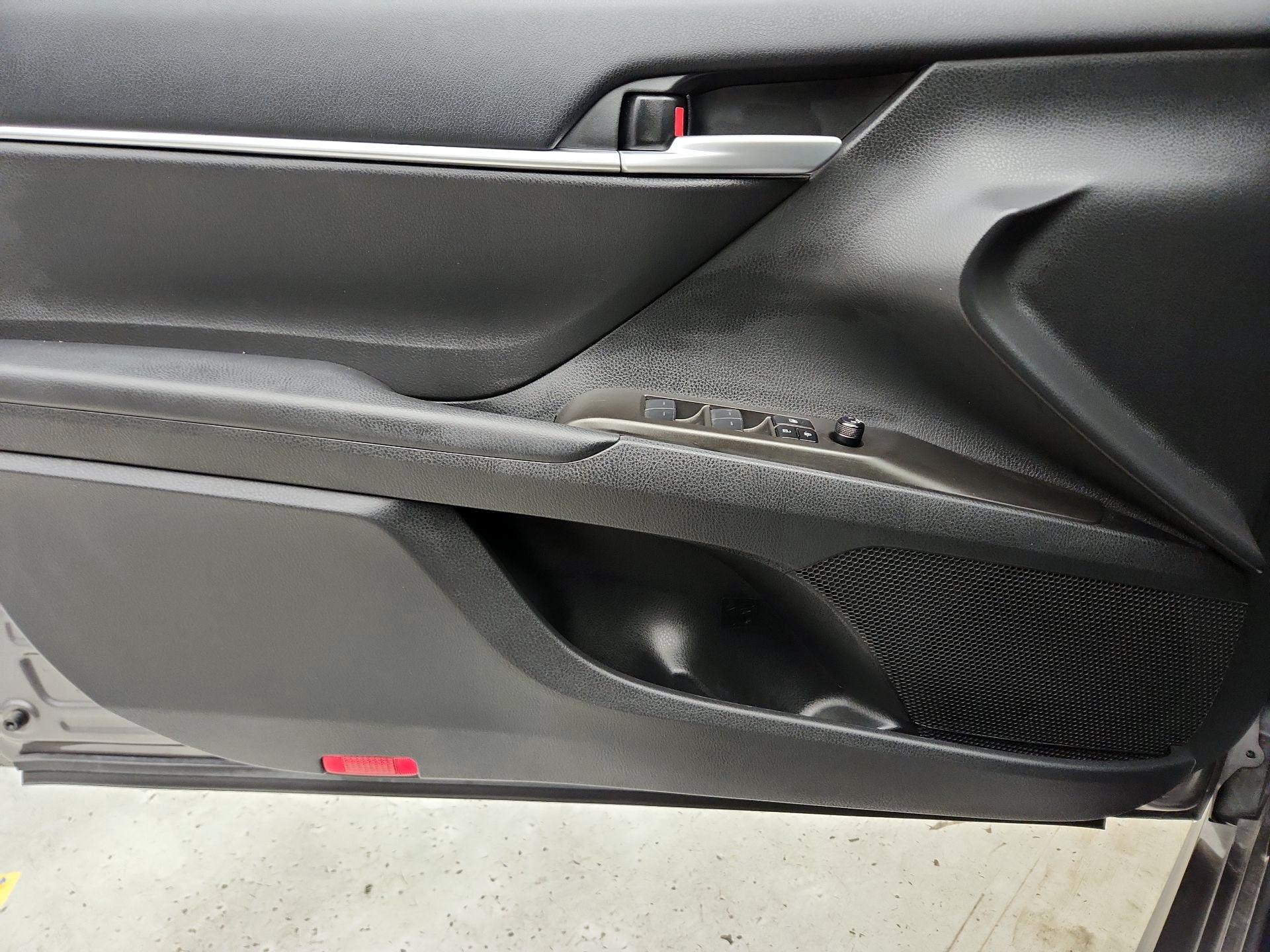 Thumbnail: 2024 Toyota Camry - 12