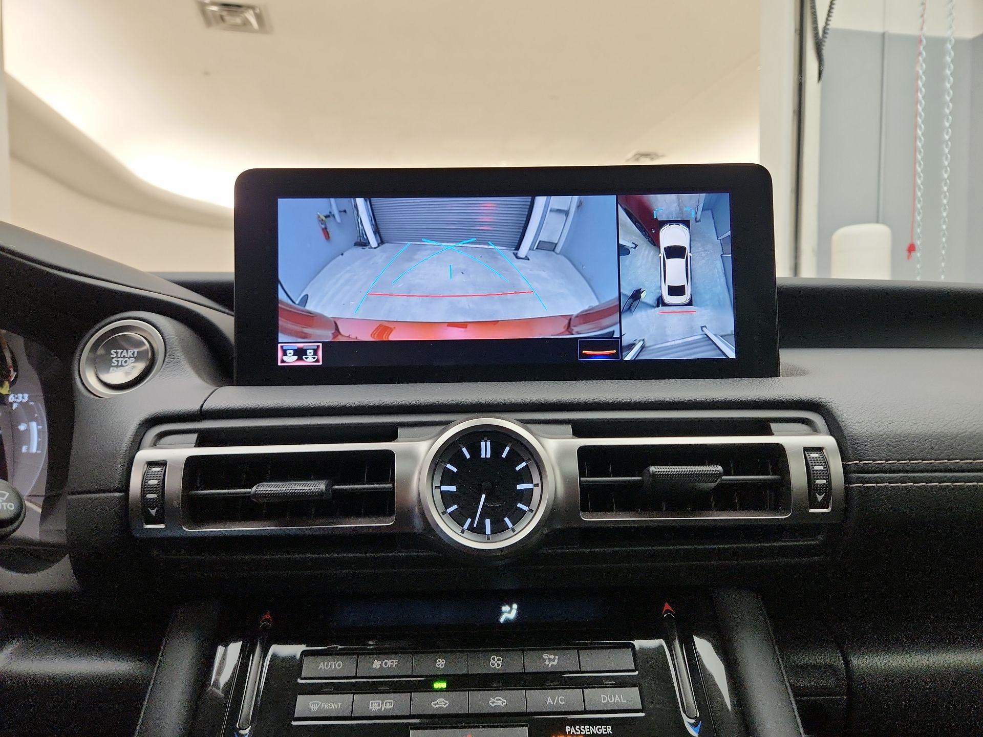 Thumbnail: 2022 Lexus IS - 15