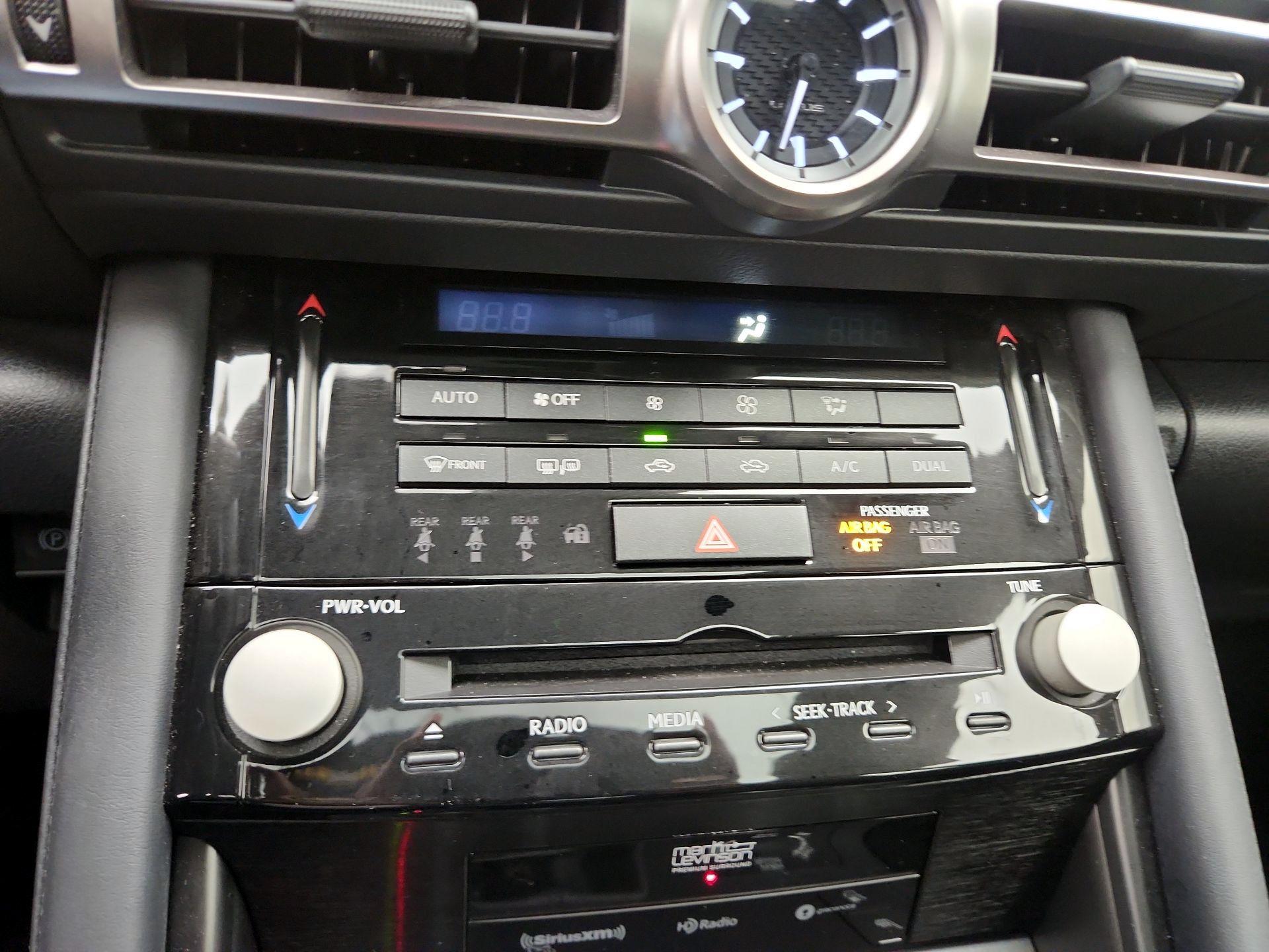 Thumbnail: 2022 Lexus IS - 17