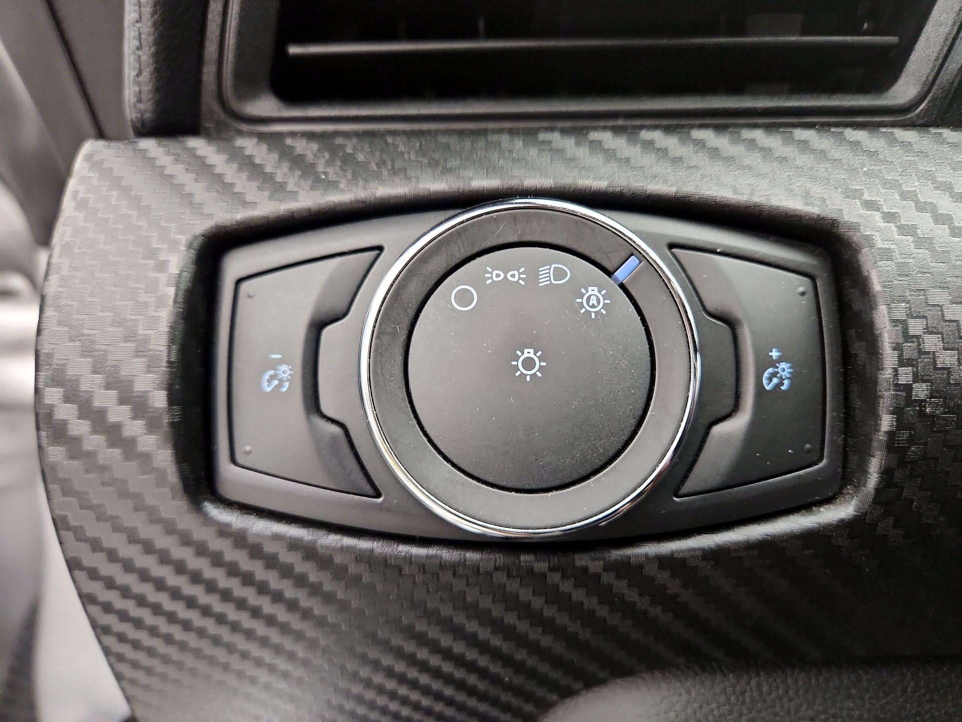 Thumbnail: 2018 Ford Mustang - 13