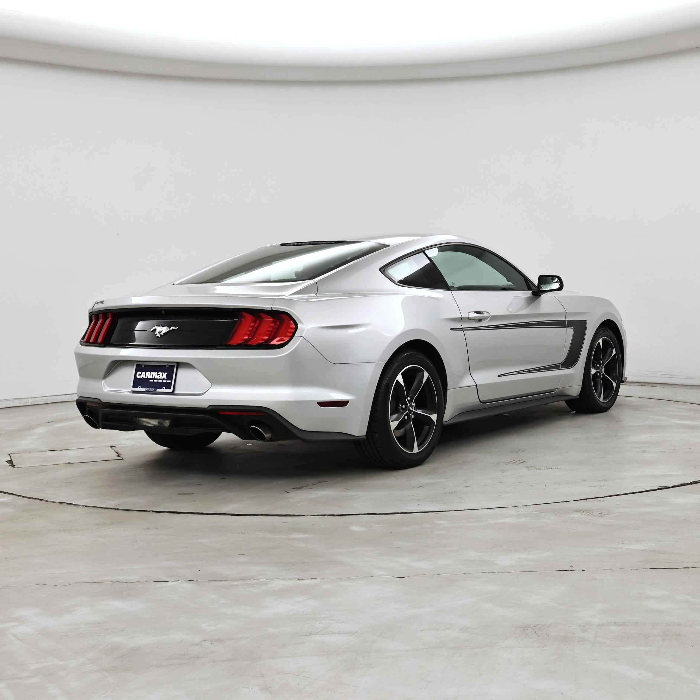 Thumbnail: 2018 Ford Mustang - 8