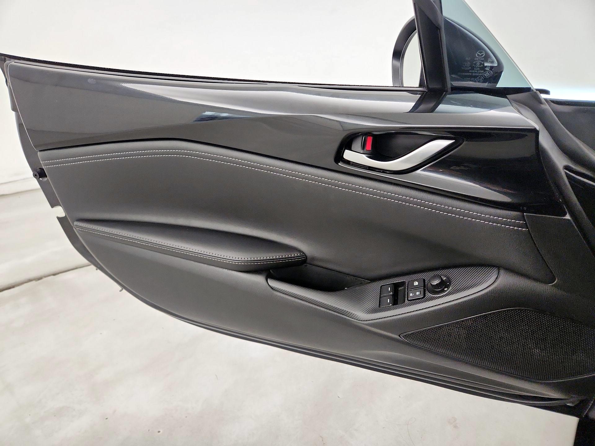 Thumbnail: 2024 Mazda MX-5 Miata - 12