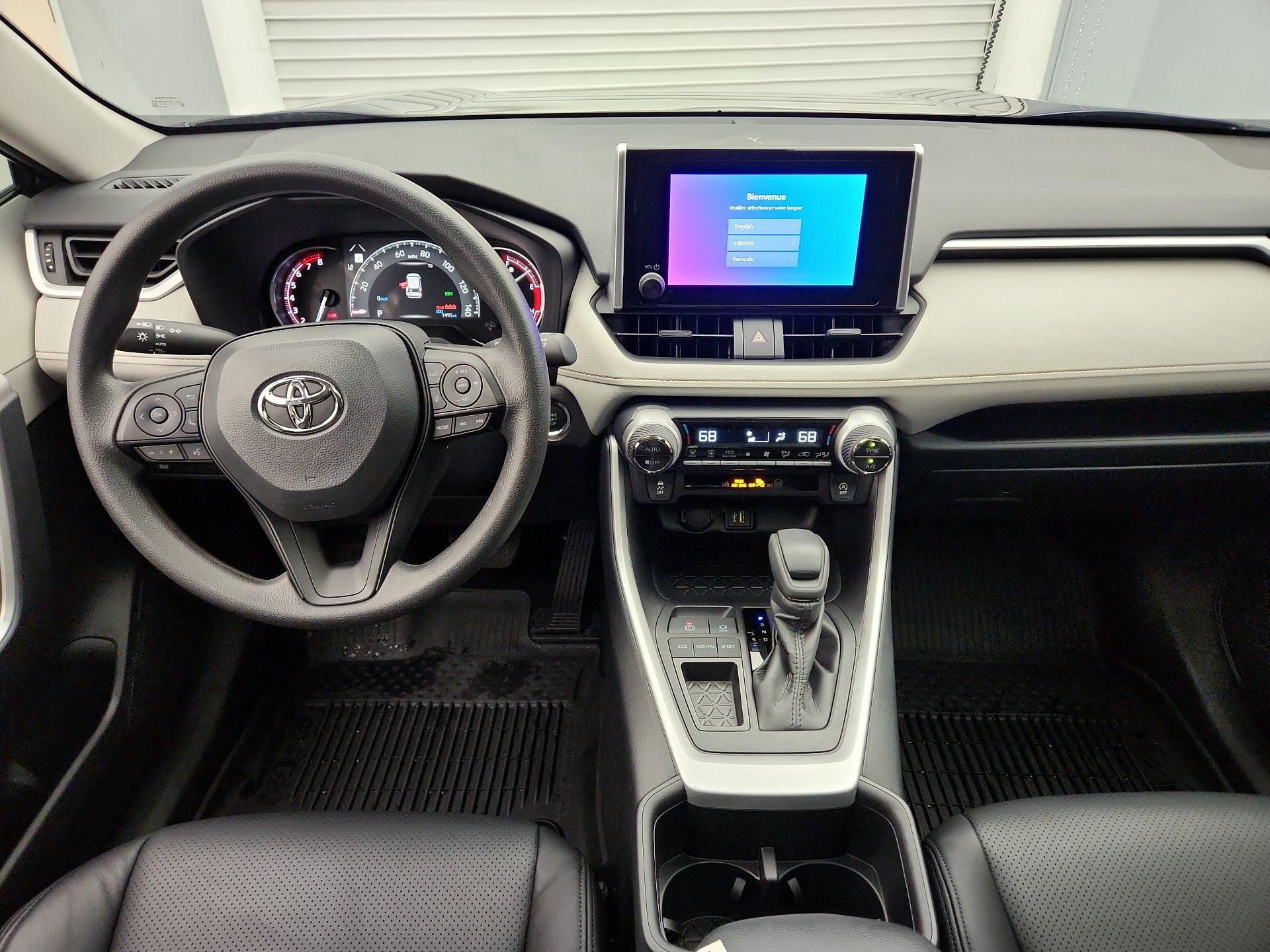 Thumbnail: 2025 Toyota RAV4 - 9