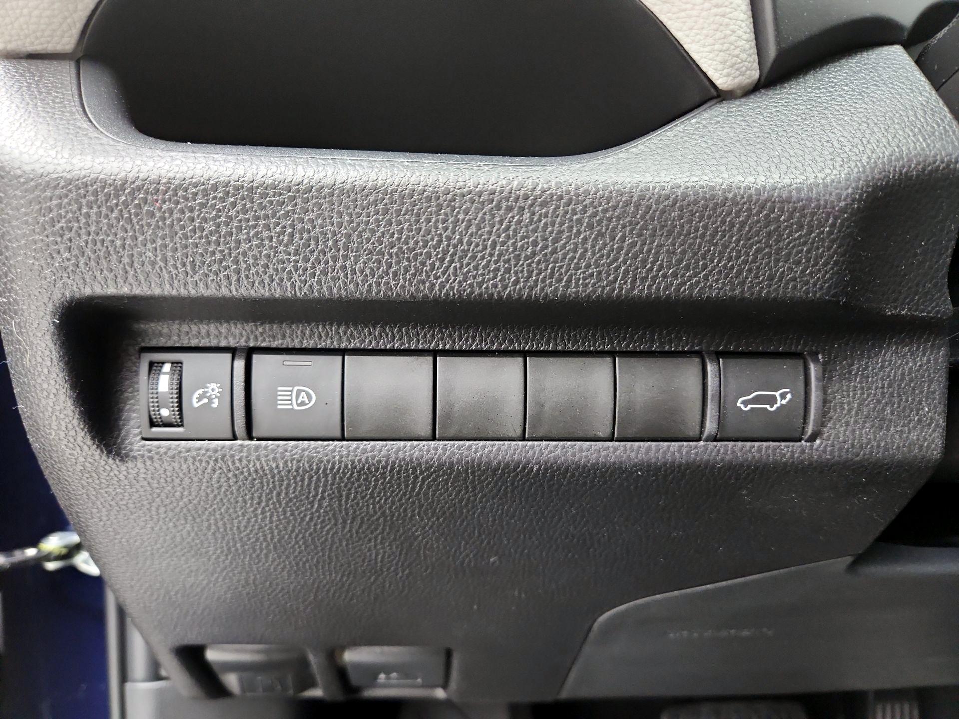 Thumbnail: 2025 Toyota RAV4 - 13