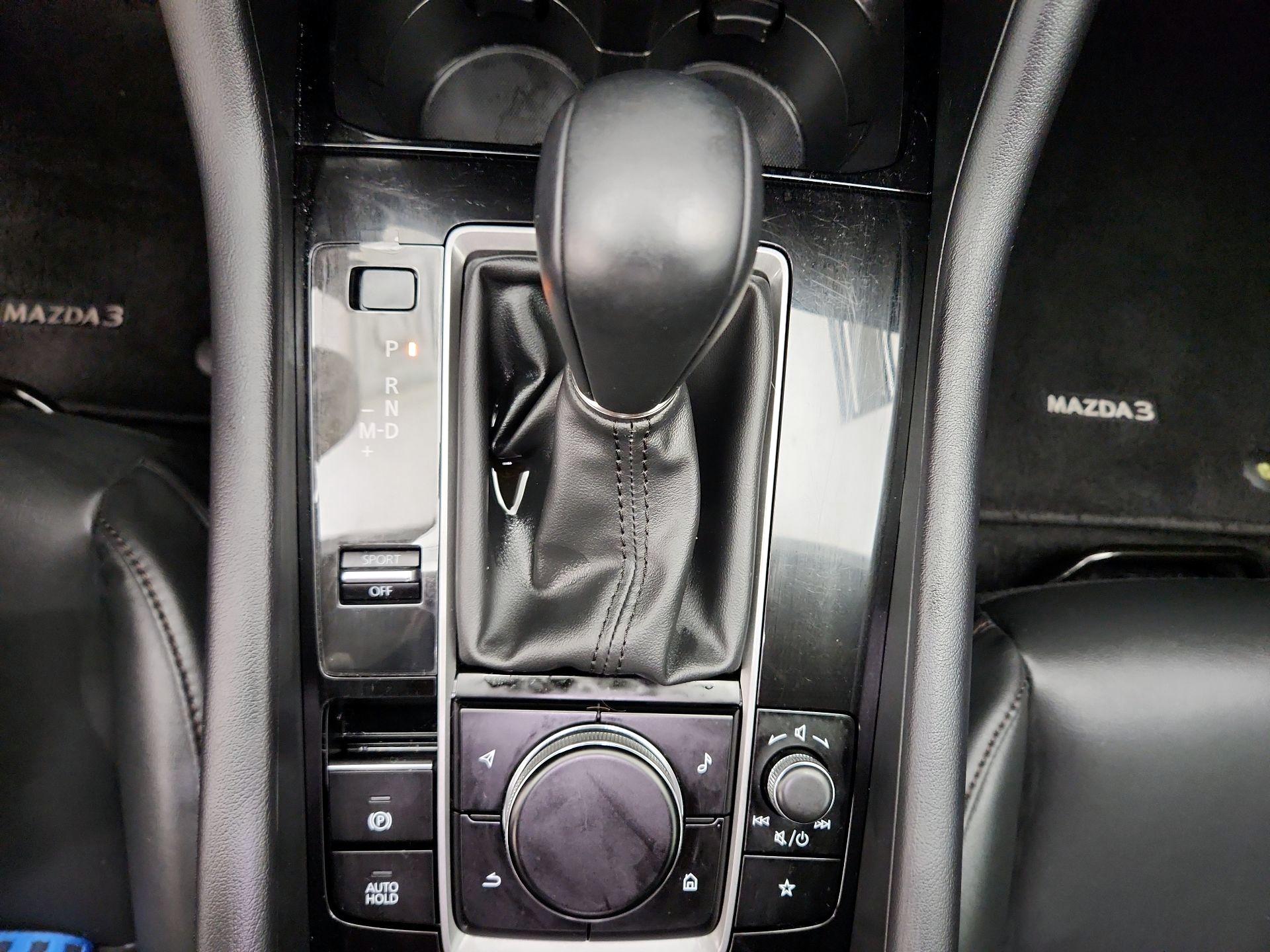 Thumbnail: 2024 Mazda Mazda3 - 17