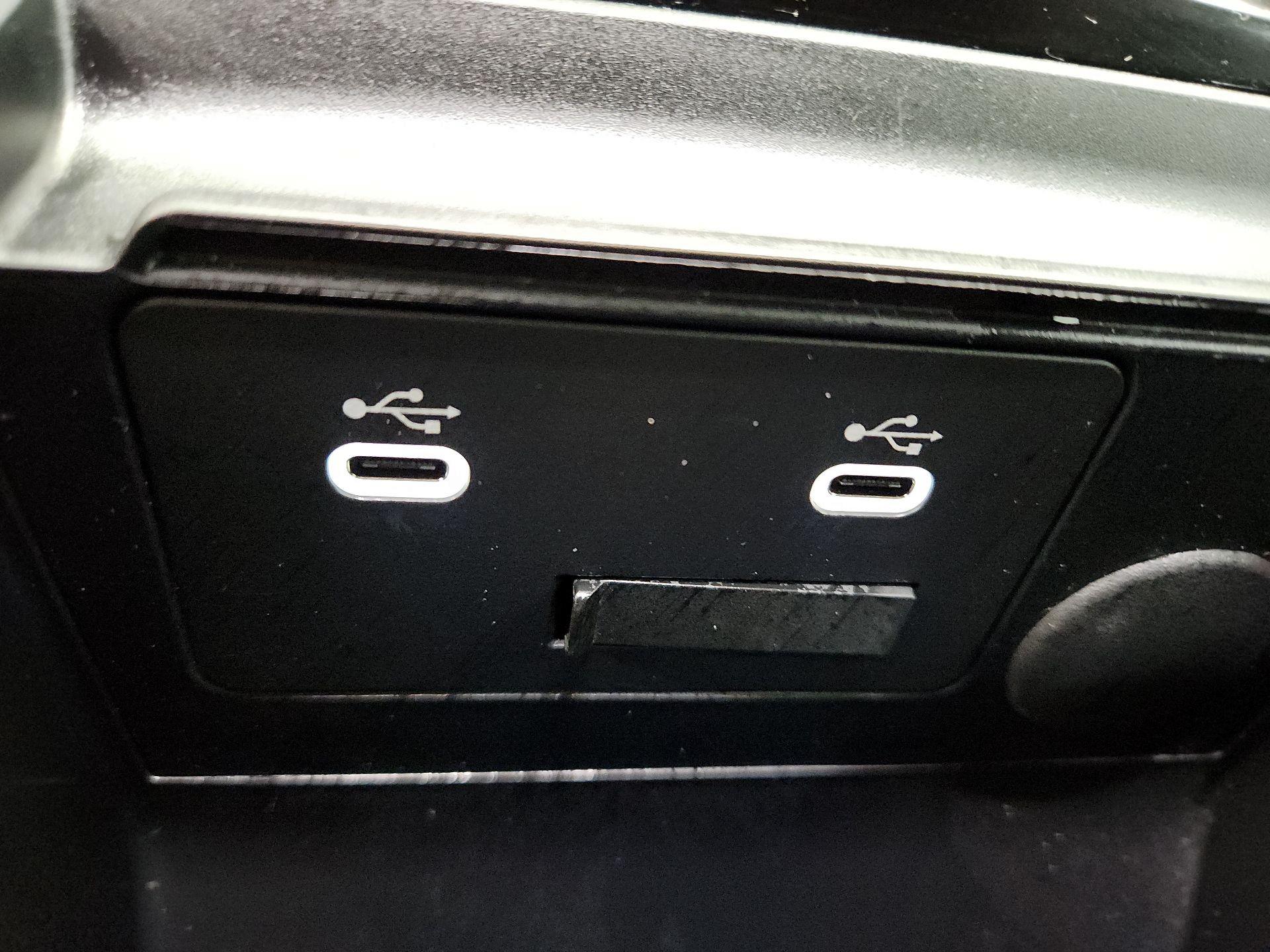 Thumbnail: 2024 Mazda Mazda3 - 18