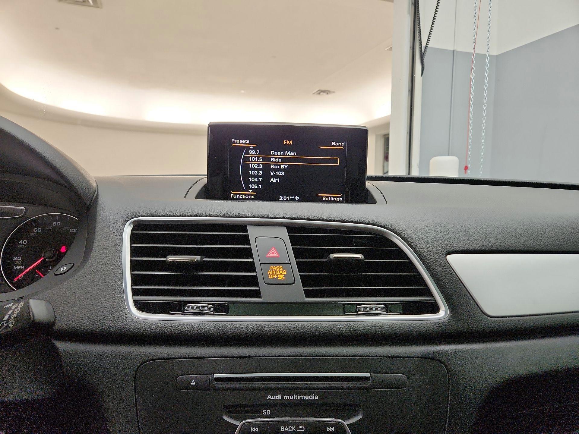 Thumbnail: 2017 Audi Q3 - 15