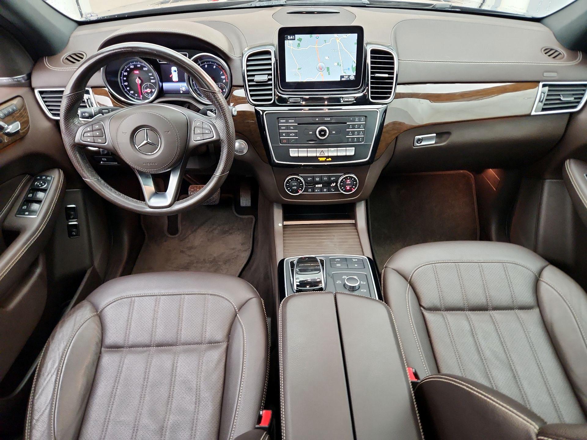 Thumbnail: 2019 Mercedes-Benz GLS - 9