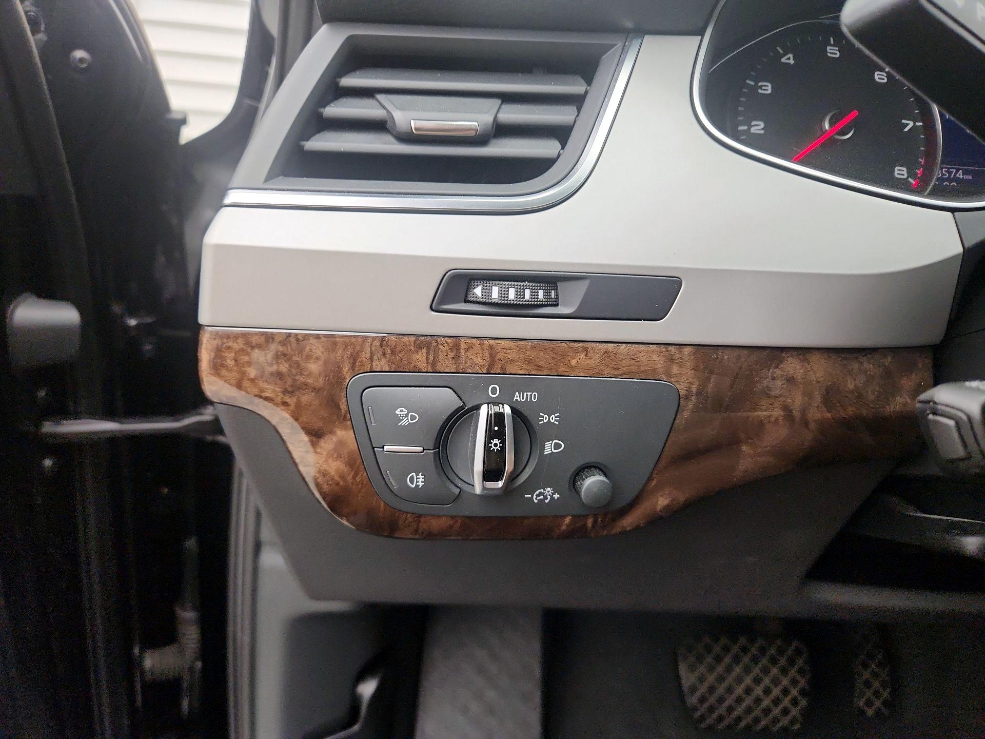 Thumbnail: 2018 Audi Q7 - 13