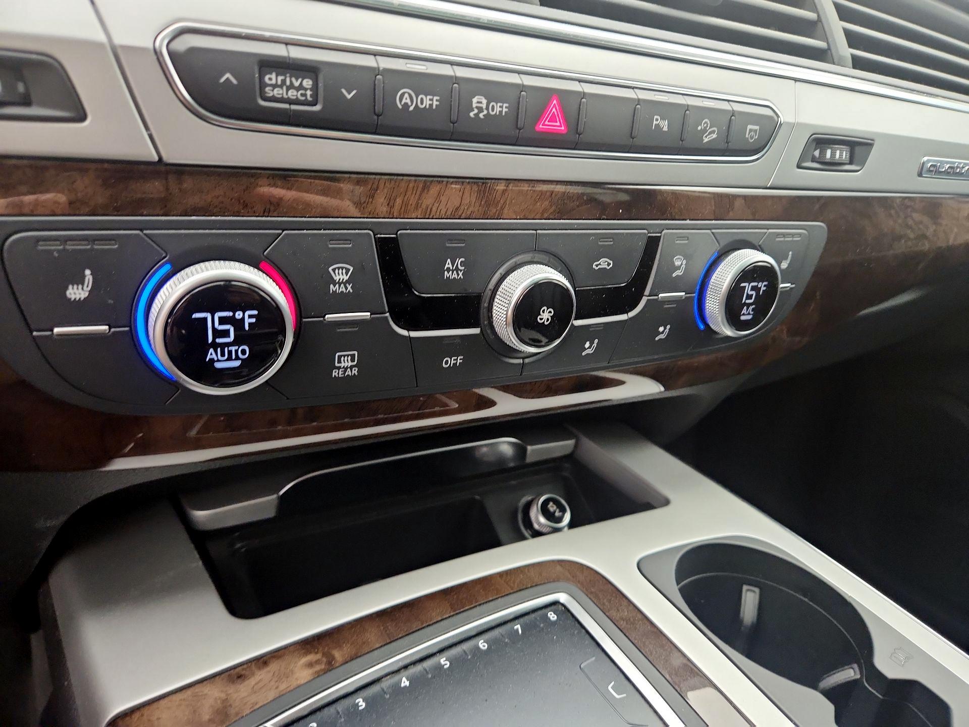 Thumbnail: 2018 Audi Q7 - 17