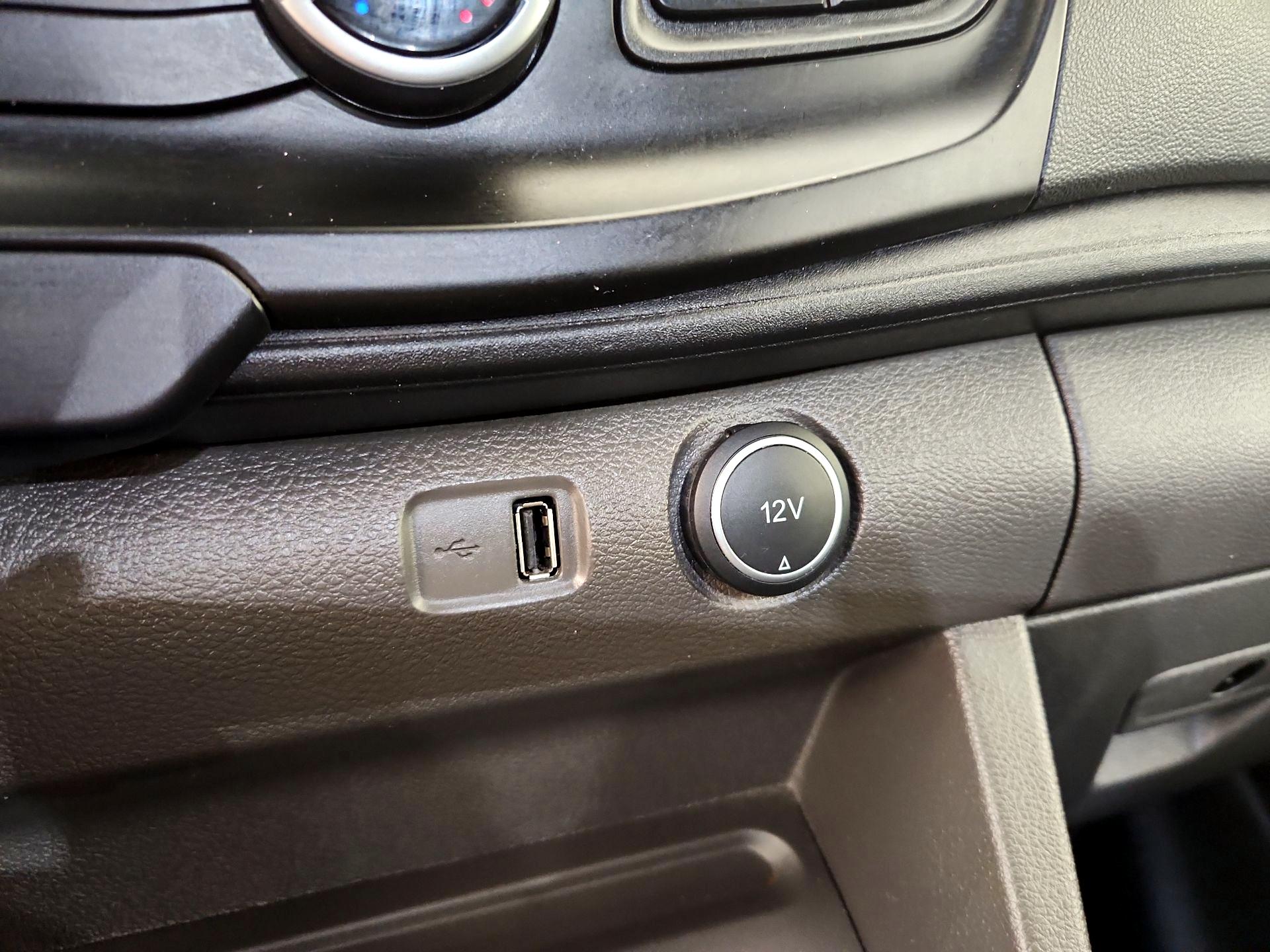 Thumbnail: 2021 Ford Transit Series - 18