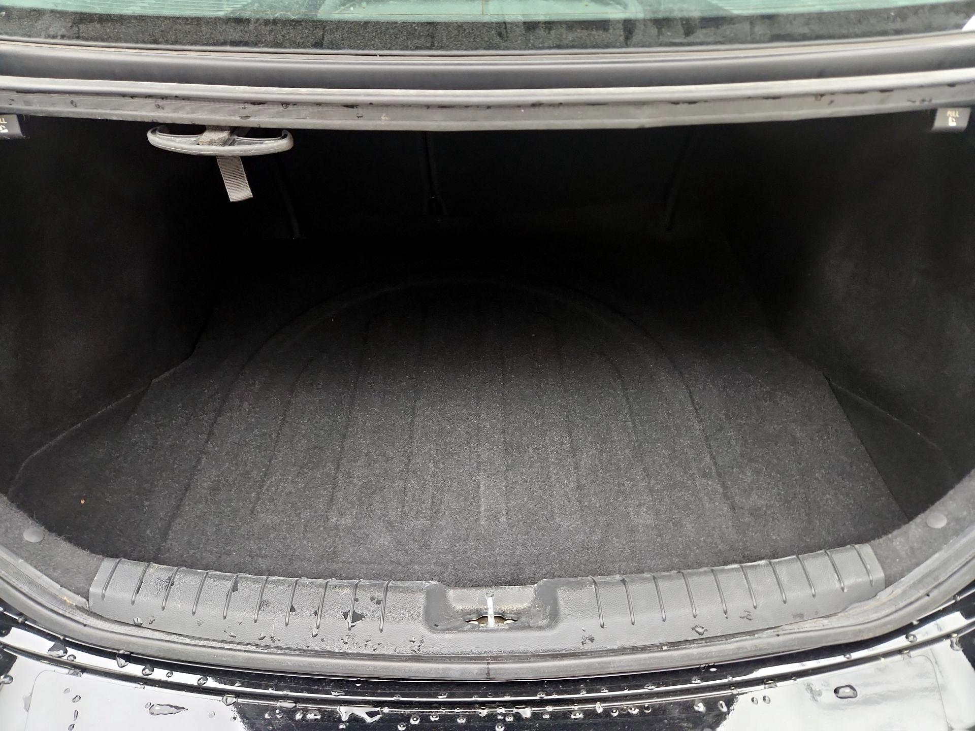 Thumbnail: 2017 Hyundai Elantra - 19