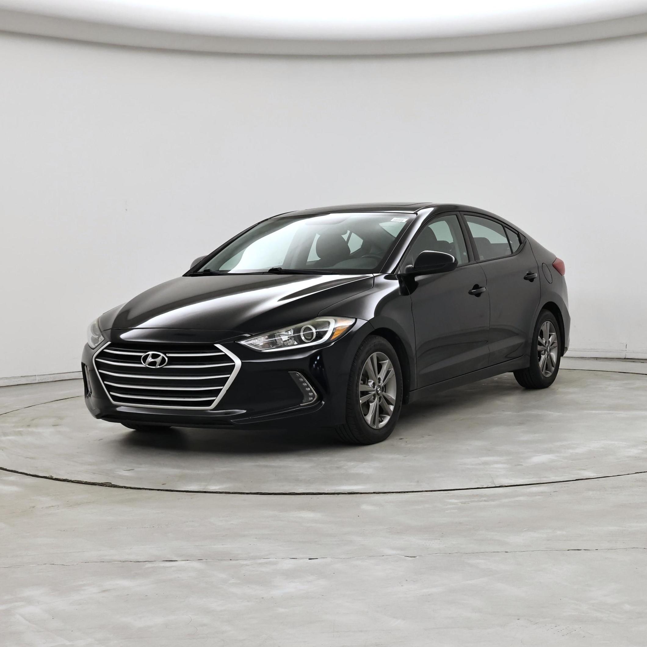 Thumbnail: 2017 Hyundai Elantra - 4