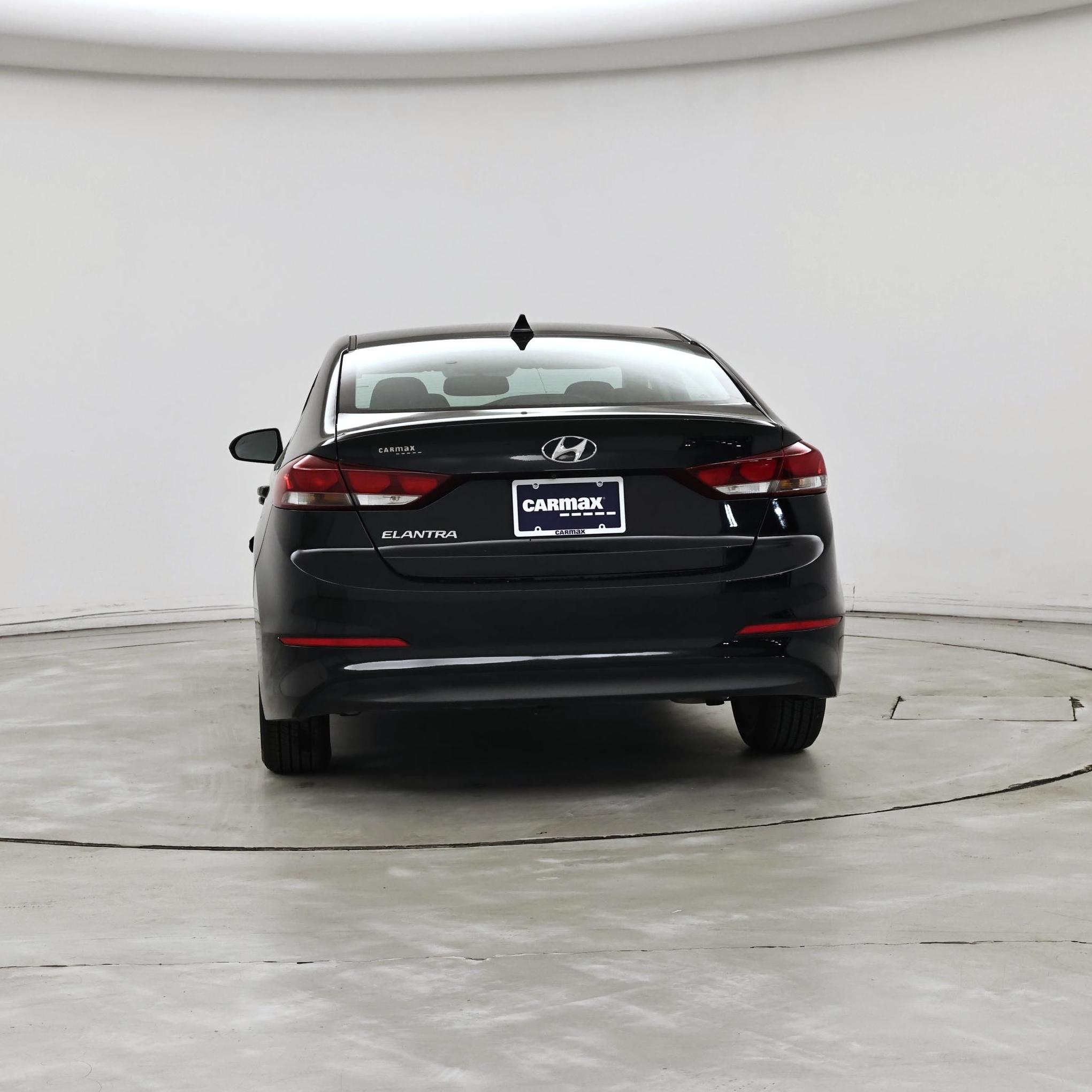 Thumbnail: 2017 Hyundai Elantra - 6