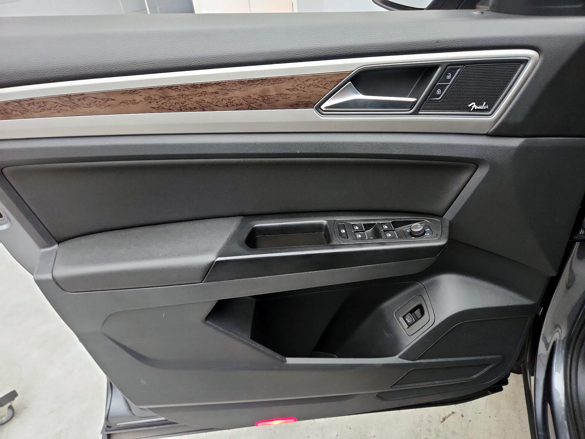 Thumbnail: 2019 Volkswagen Atlas - 12