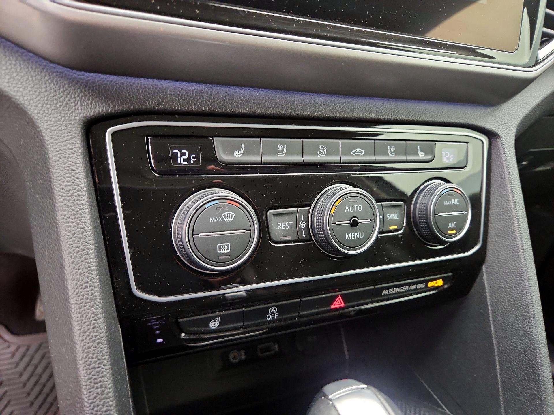 Thumbnail: 2019 Volkswagen Atlas - 17