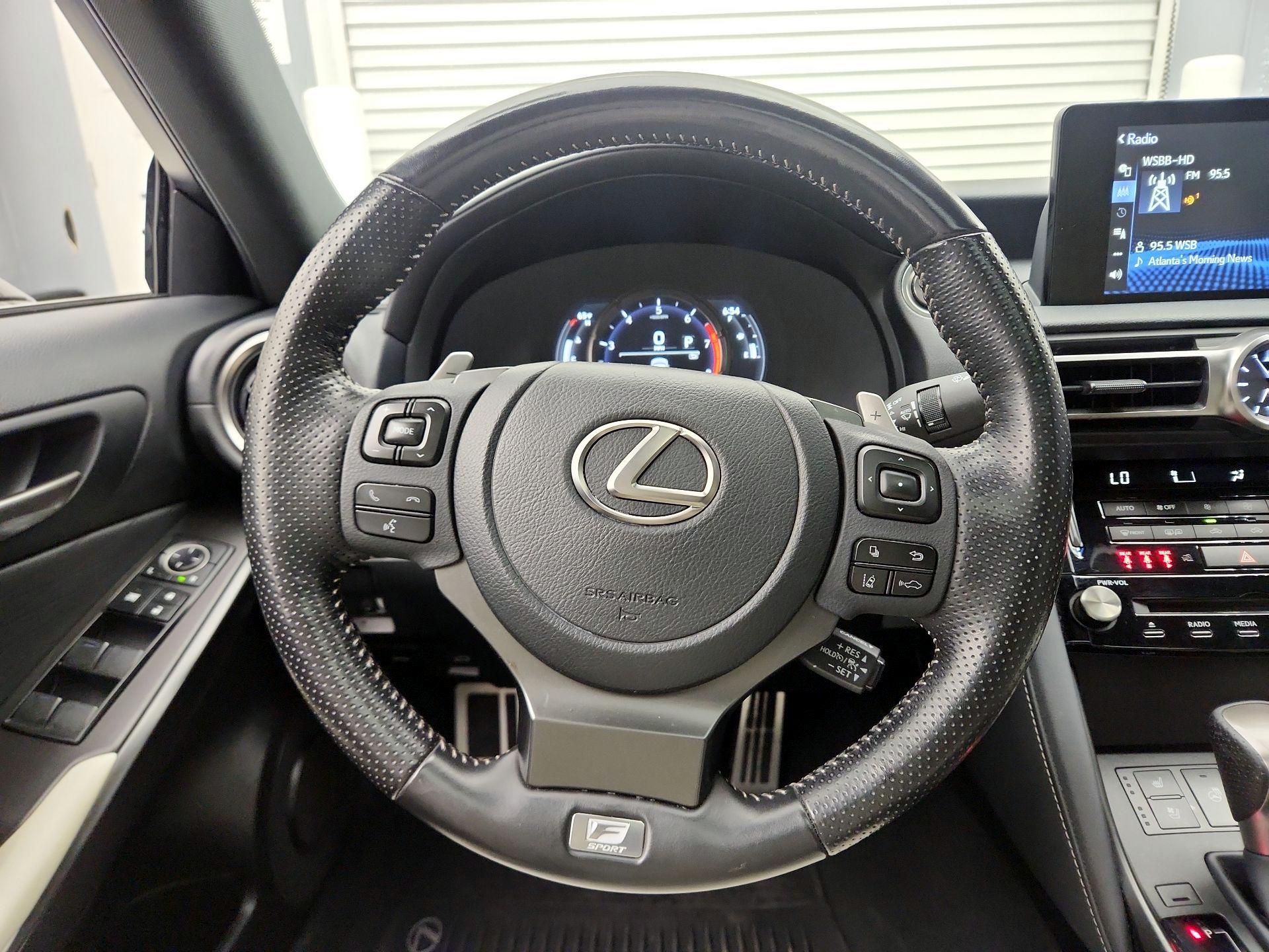 Thumbnail: 2021 Lexus IS - 10