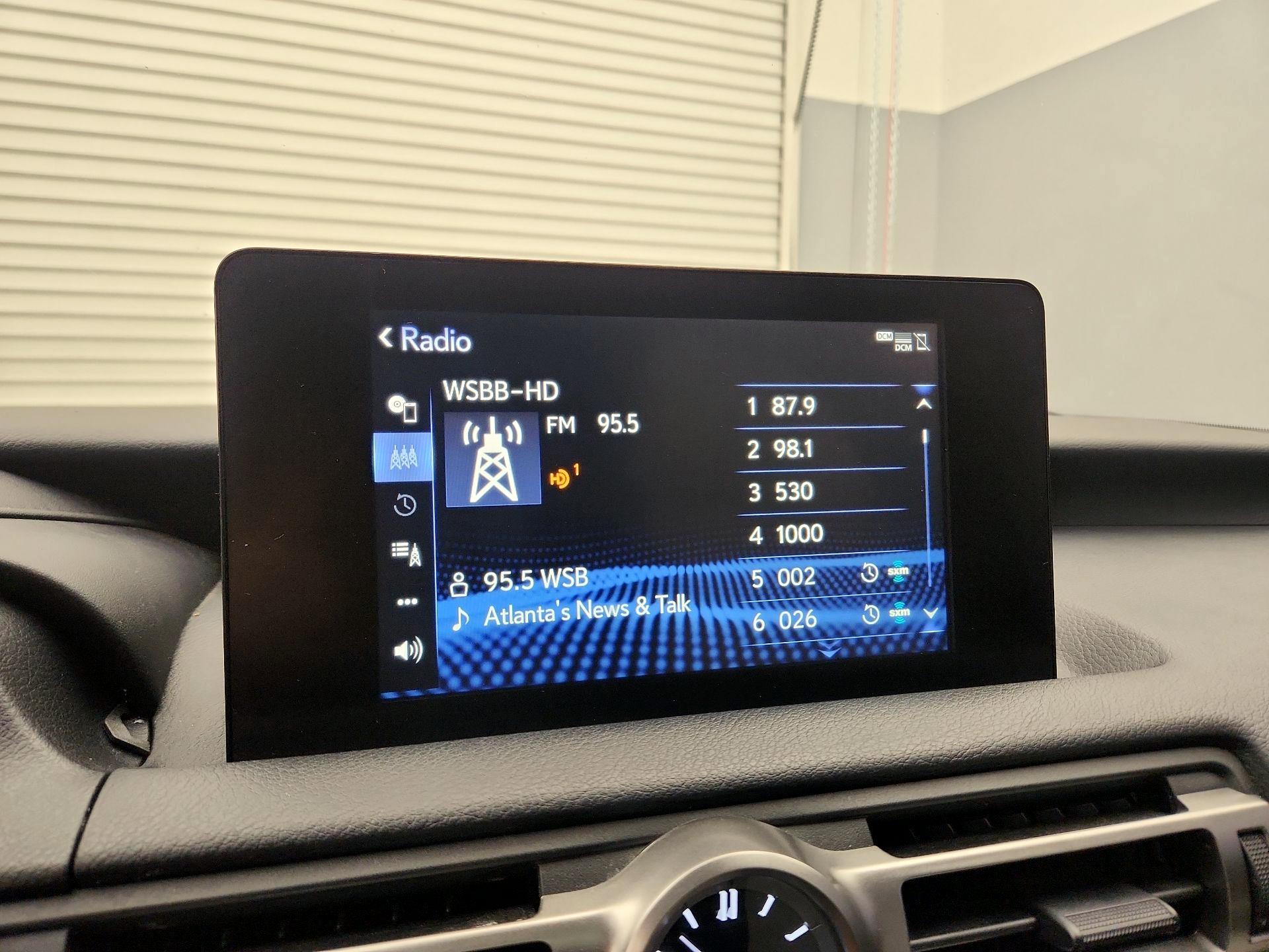 Thumbnail: 2021 Lexus IS - 15