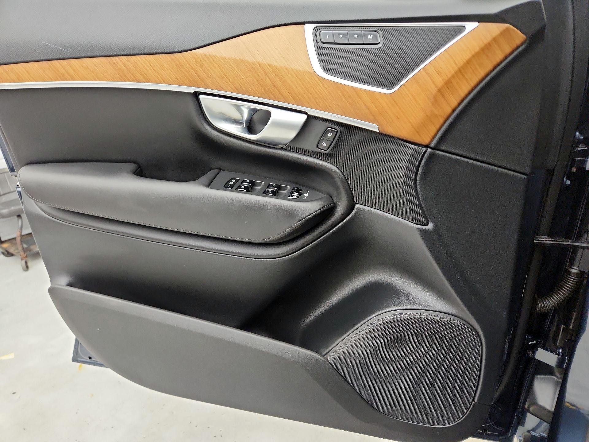 Thumbnail: 2024 Volvo XC90 - 12